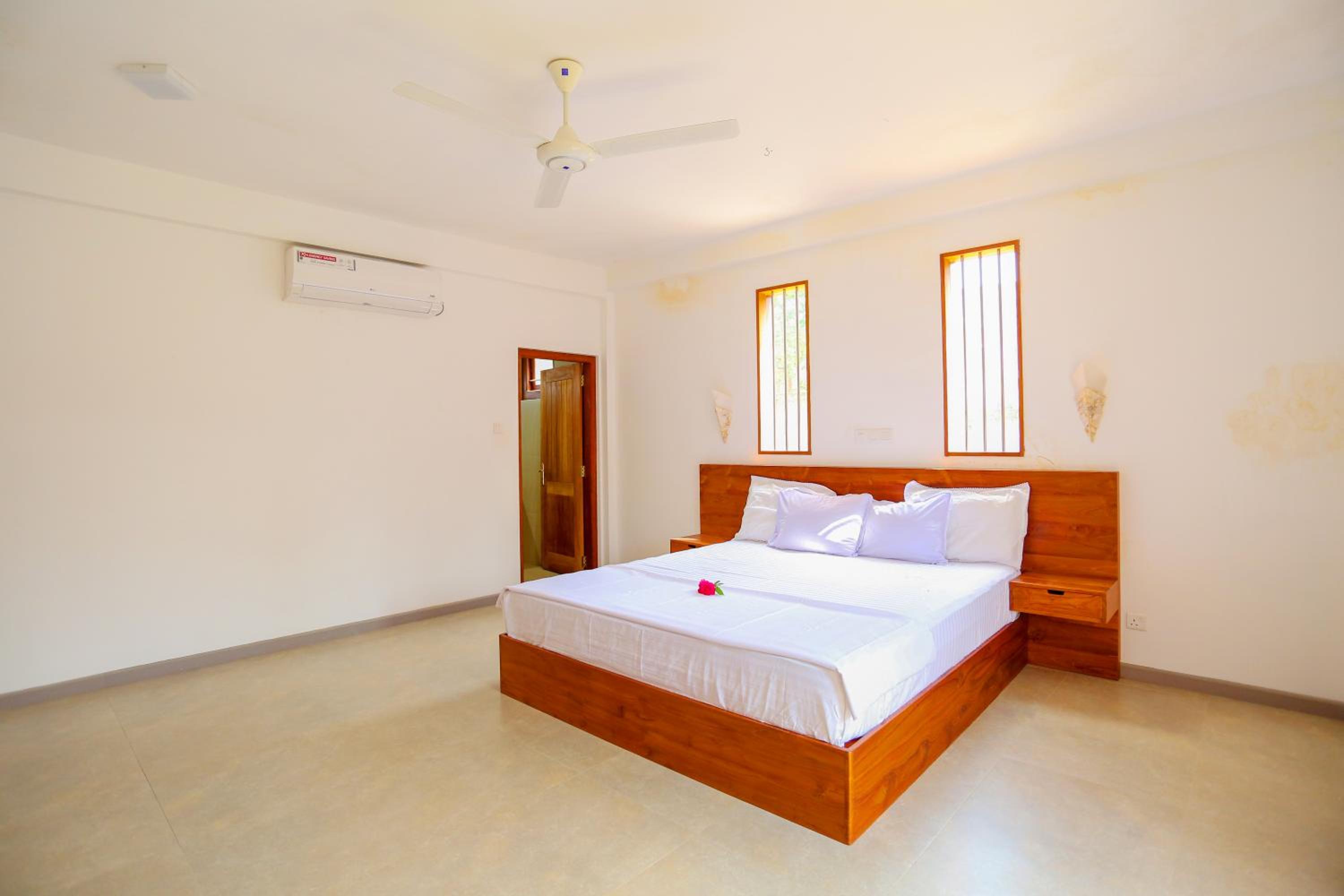 Olga's Place Hikkaduwa view 5