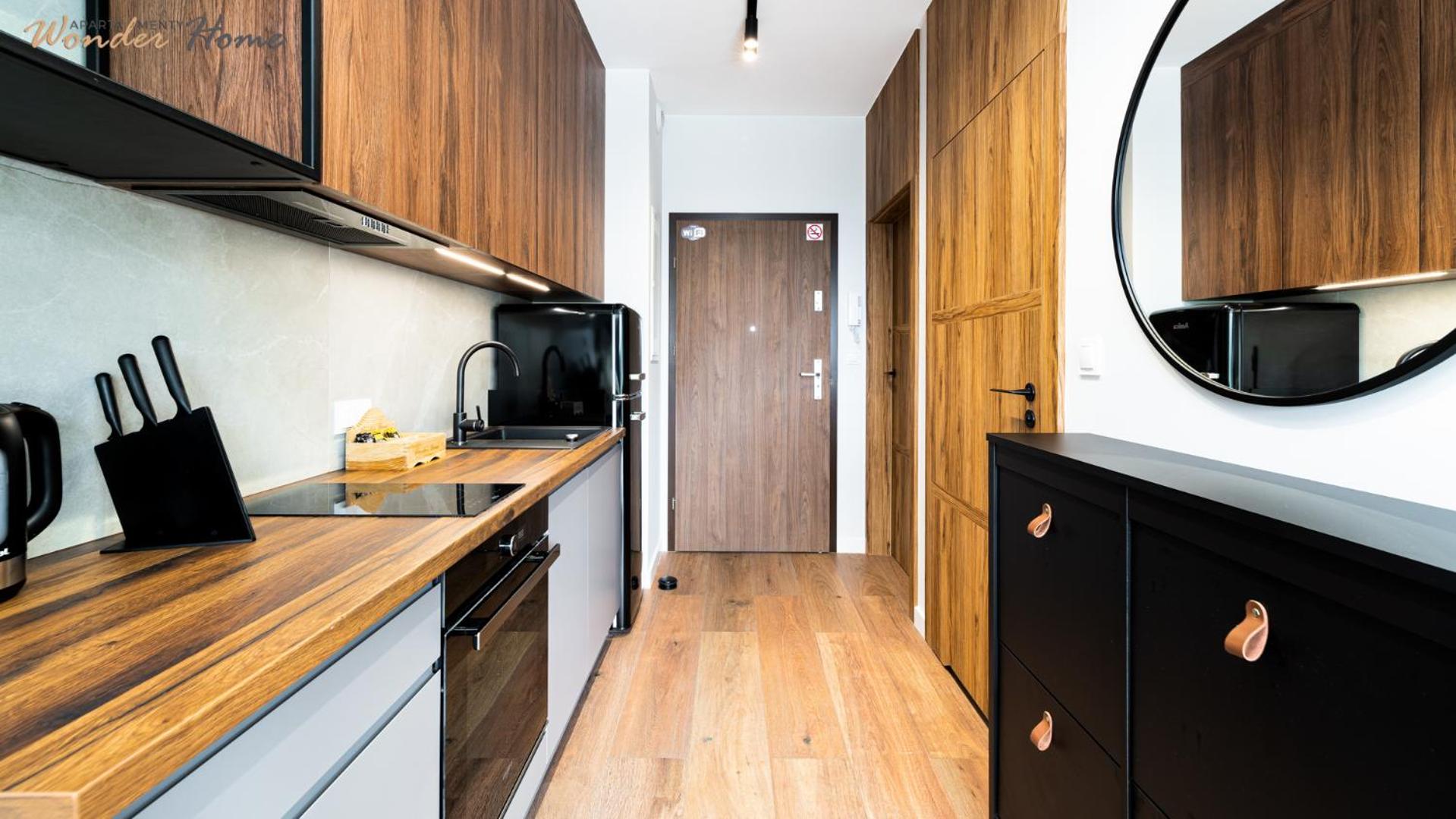 Wonder Home - Apartamenty Hillside tuż przy stoku, sklep, plac zabaw i zewnętrzna siłownia na terenie kompleksu