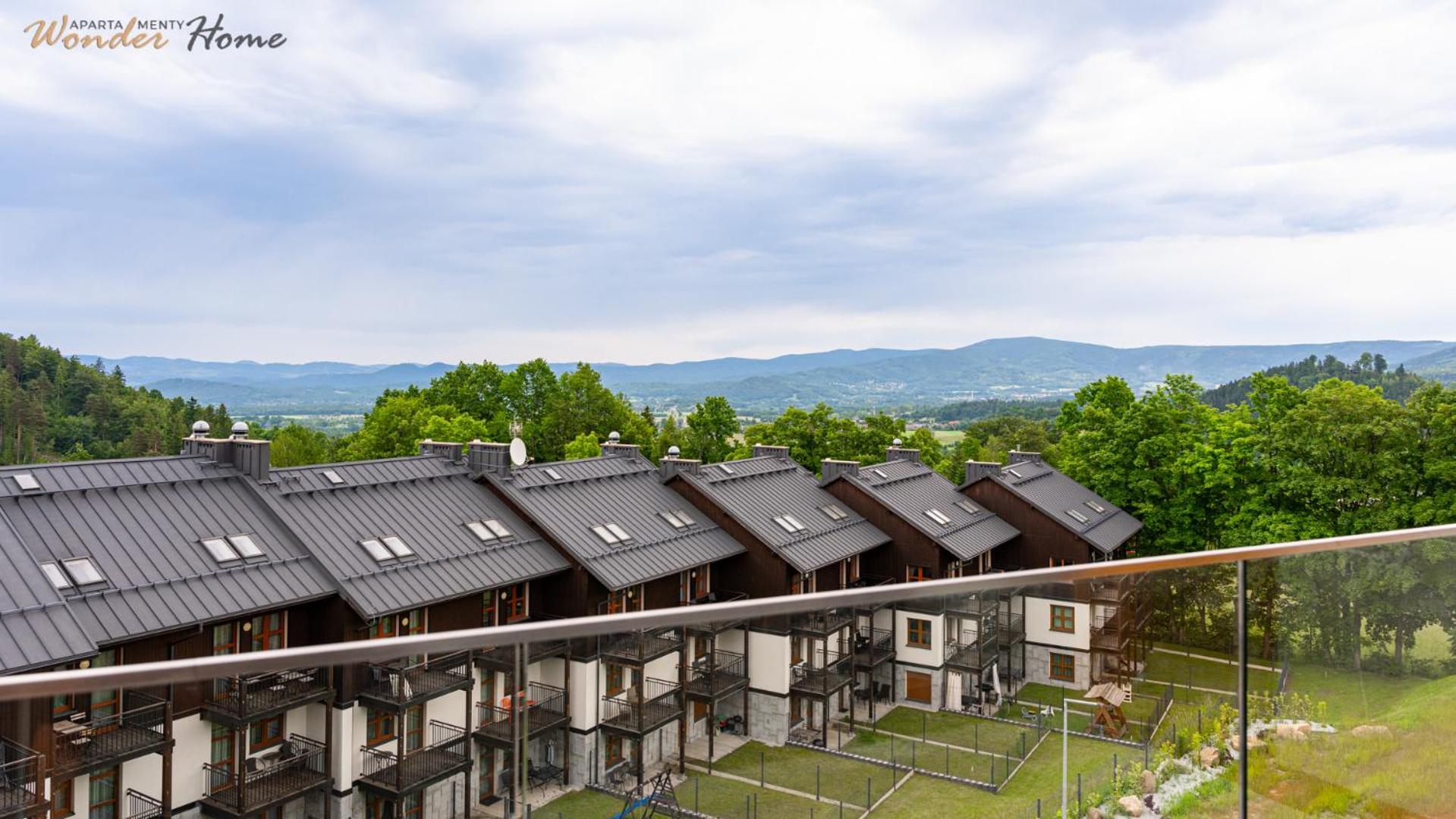 Wonder Home - Apartamenty Hillside tuż przy stoku, sklep, plac zabaw i zewnętrzna siłownia na terenie kompleksu