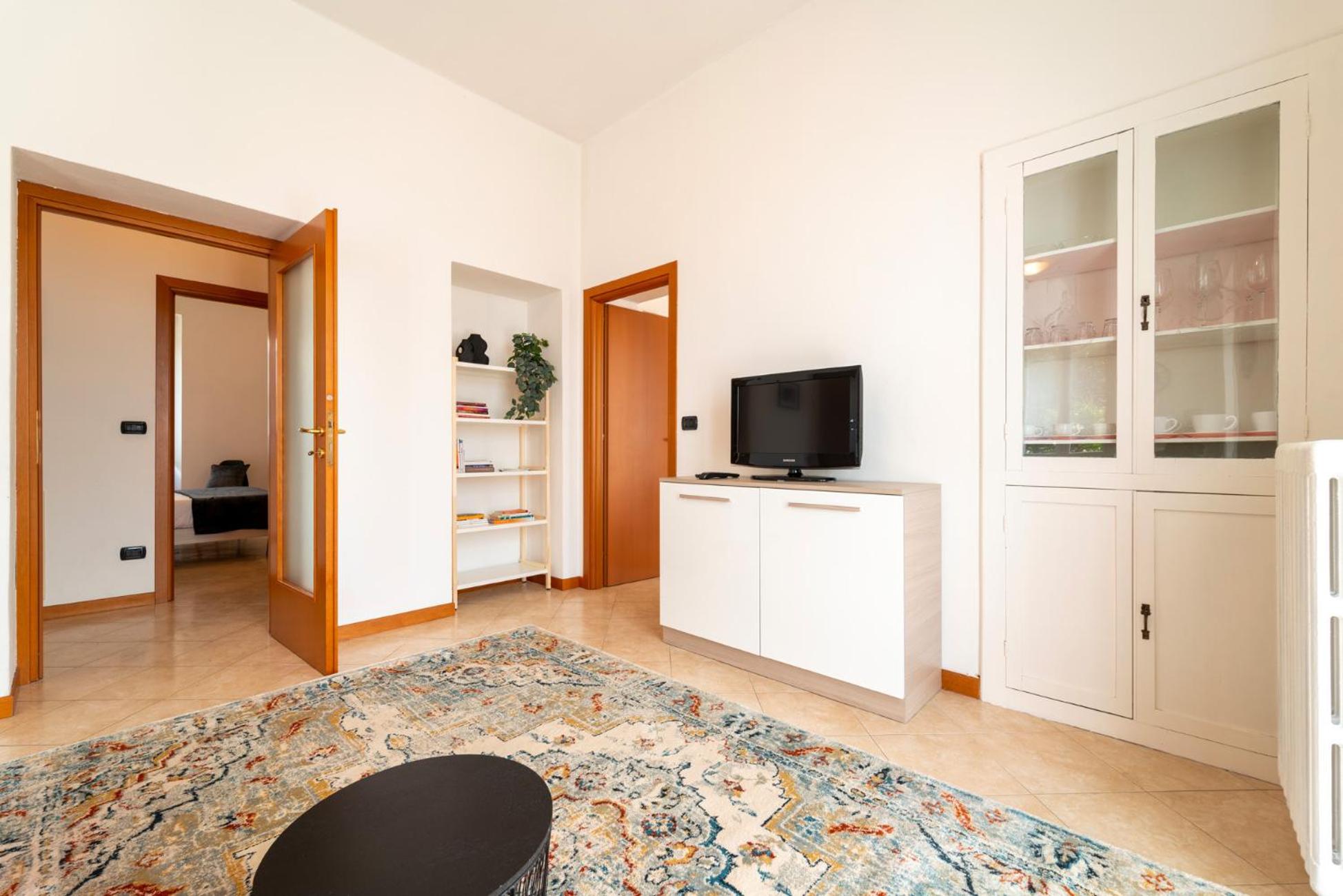Bright and Cozy in Menaggio by Wonderful Italy view 3