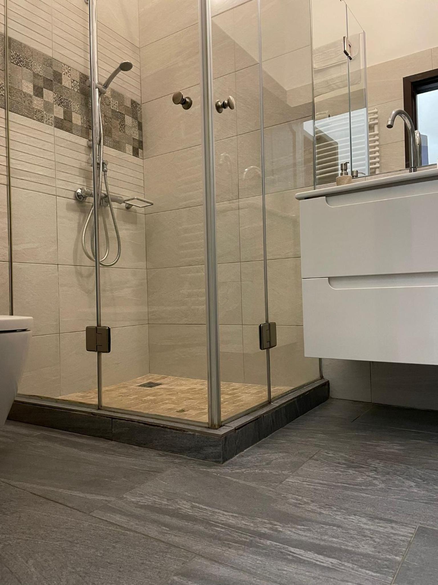 Select City Center Apartments