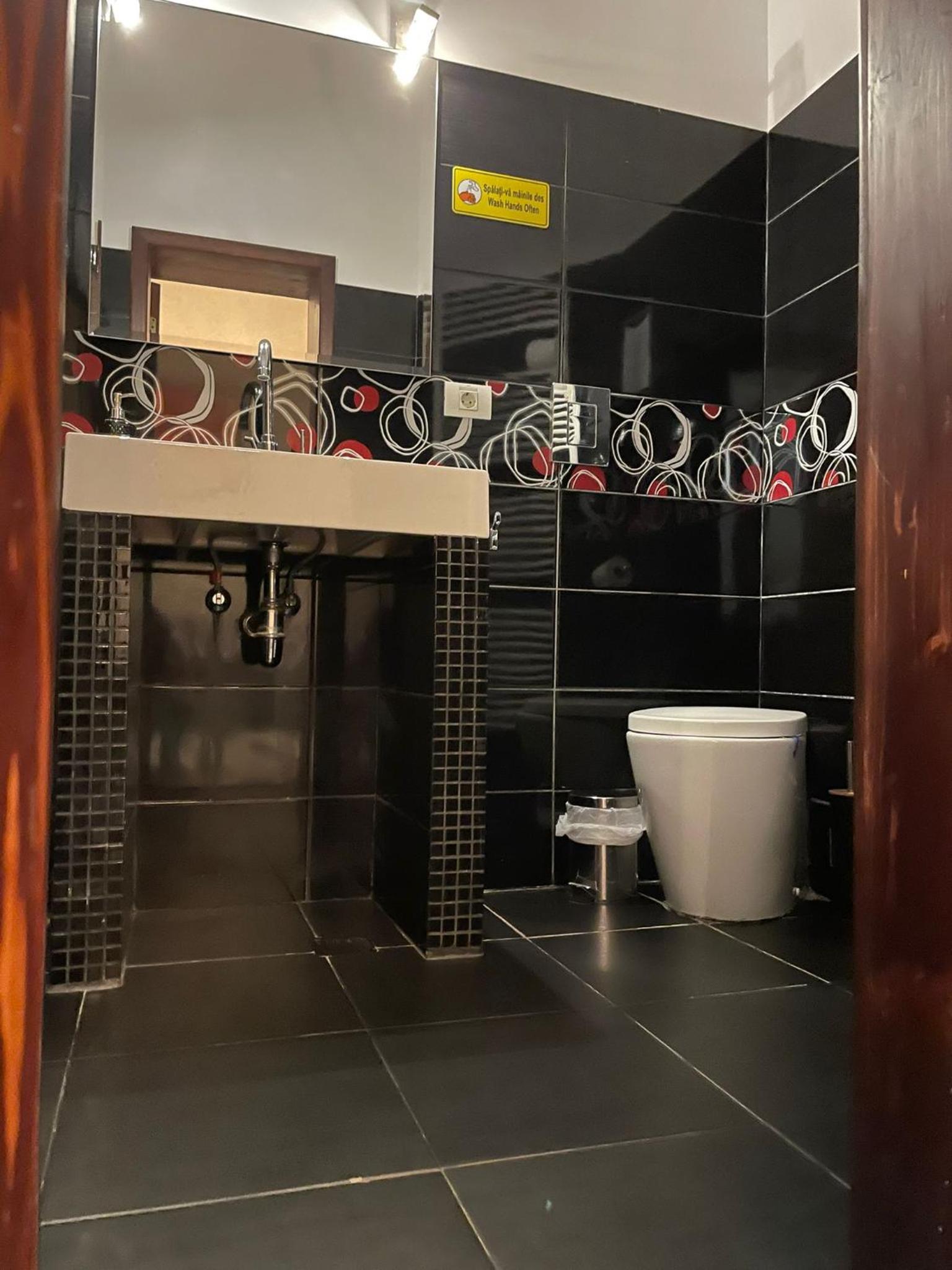 Select City Center Apartments