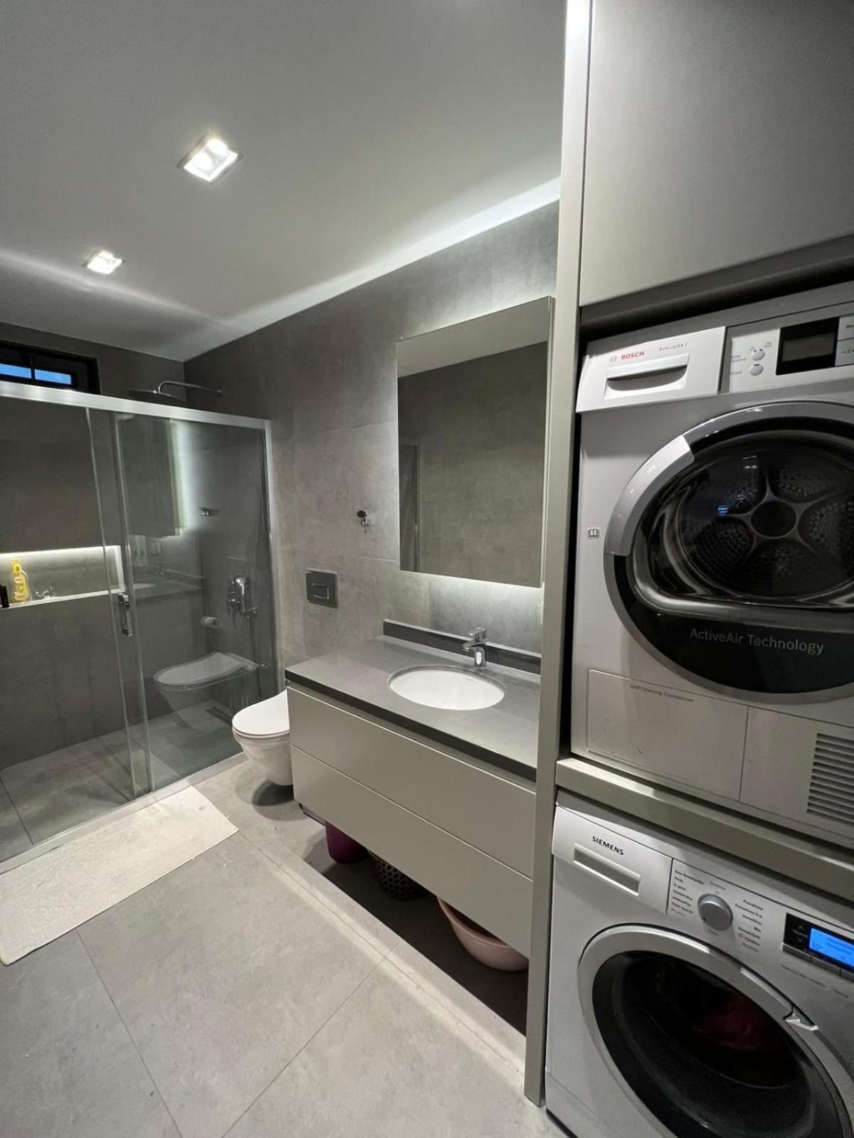 Z-Suites - Image 101