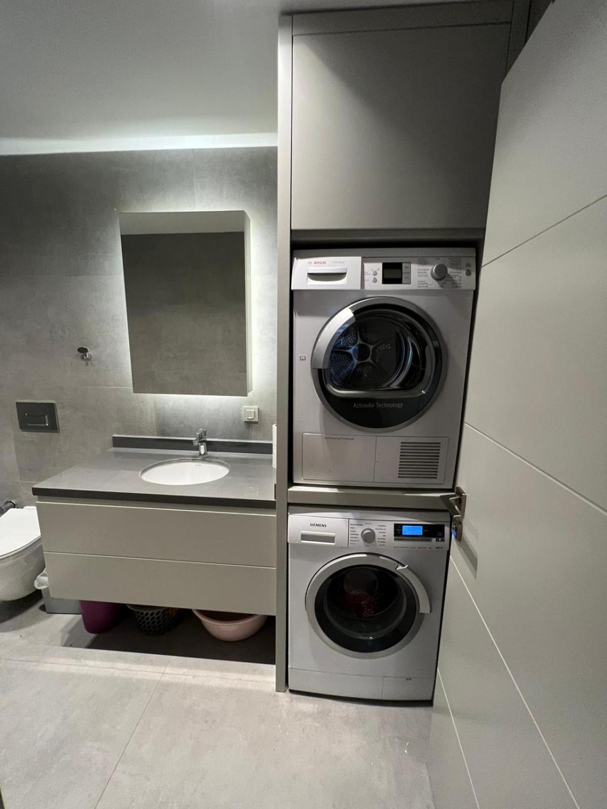 Z-Suites - Image 104