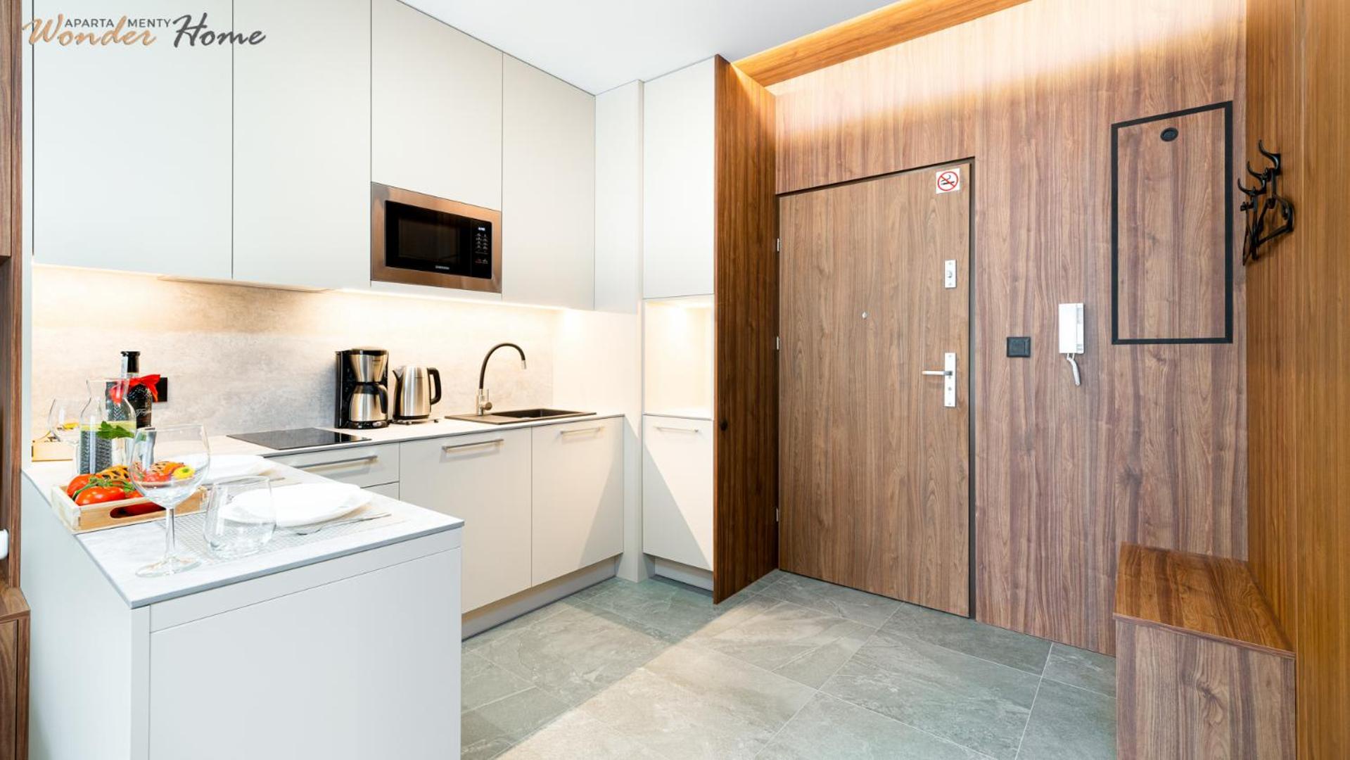 Wonder Home - Apartamenty Hillside tuż przy stoku, sklep, plac zabaw i zewnętrzna siłownia na terenie kompleksu