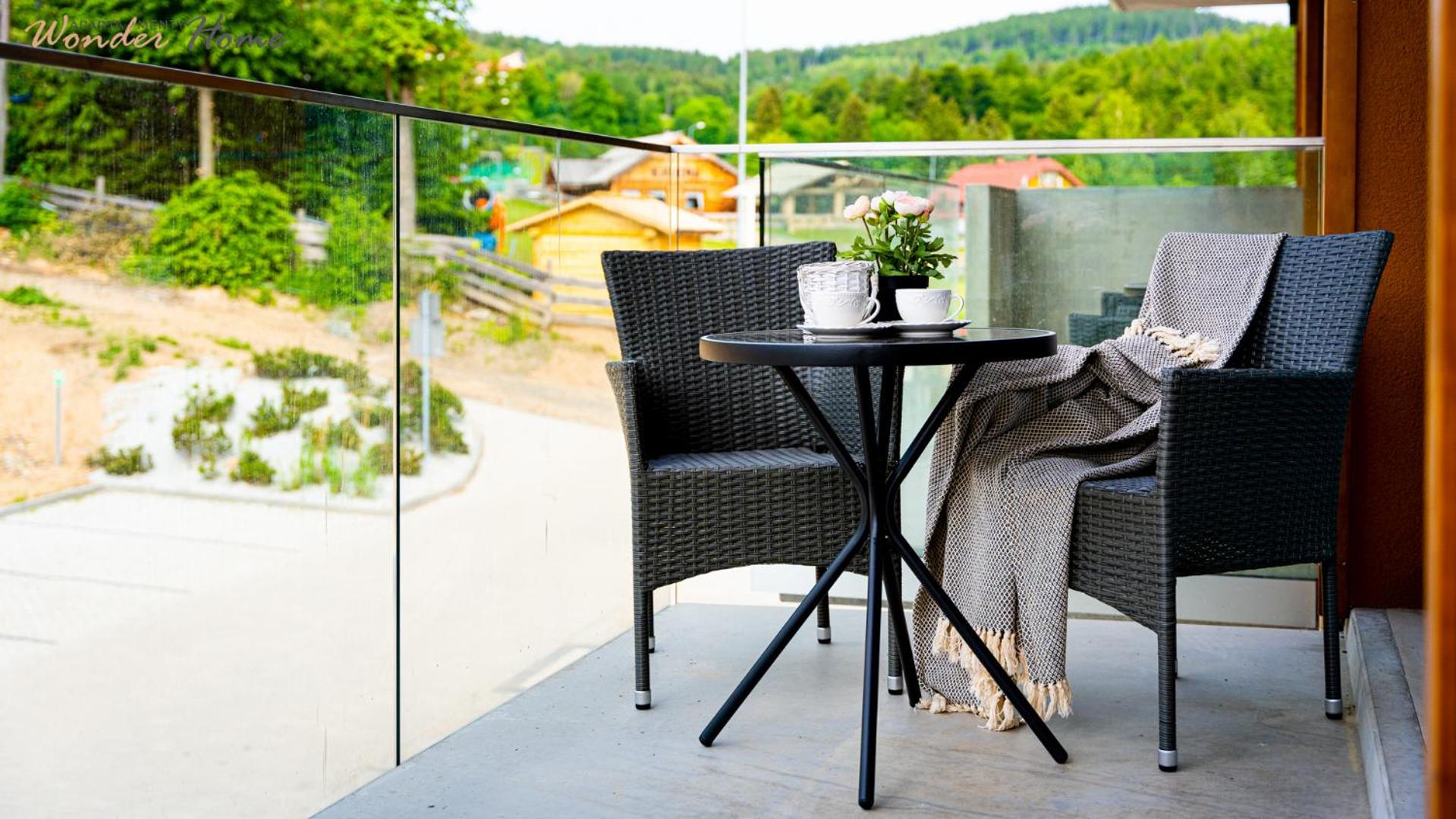 Wonder Home - Apartamenty Hillside tuż przy stoku, sklep, plac zabaw i zewnętrzna siłownia na terenie kompleksu