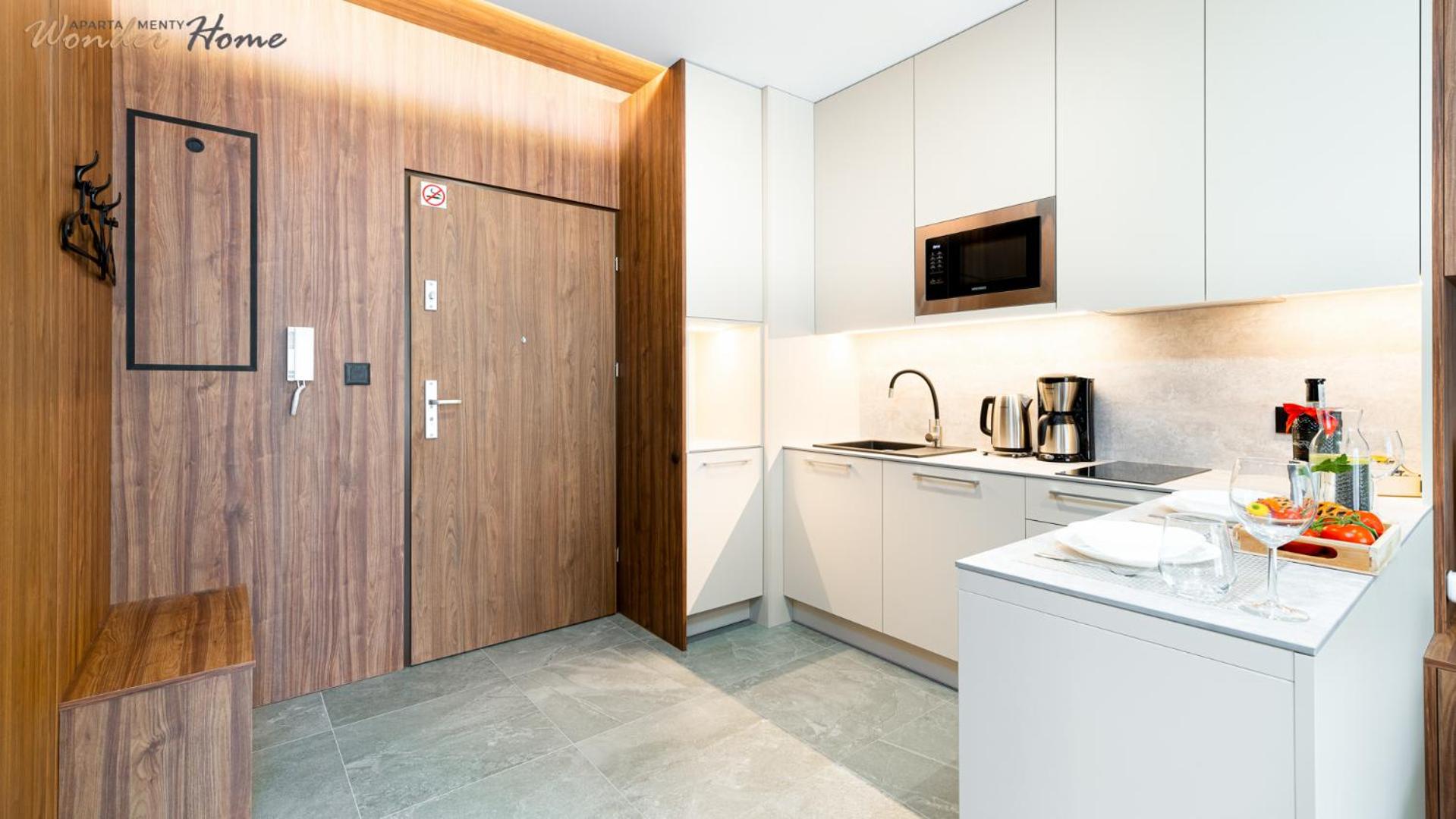 Wonder Home - Apartamenty Hillside tuż przy stoku, sklep, plac zabaw i zewnętrzna siłownia na terenie kompleksu