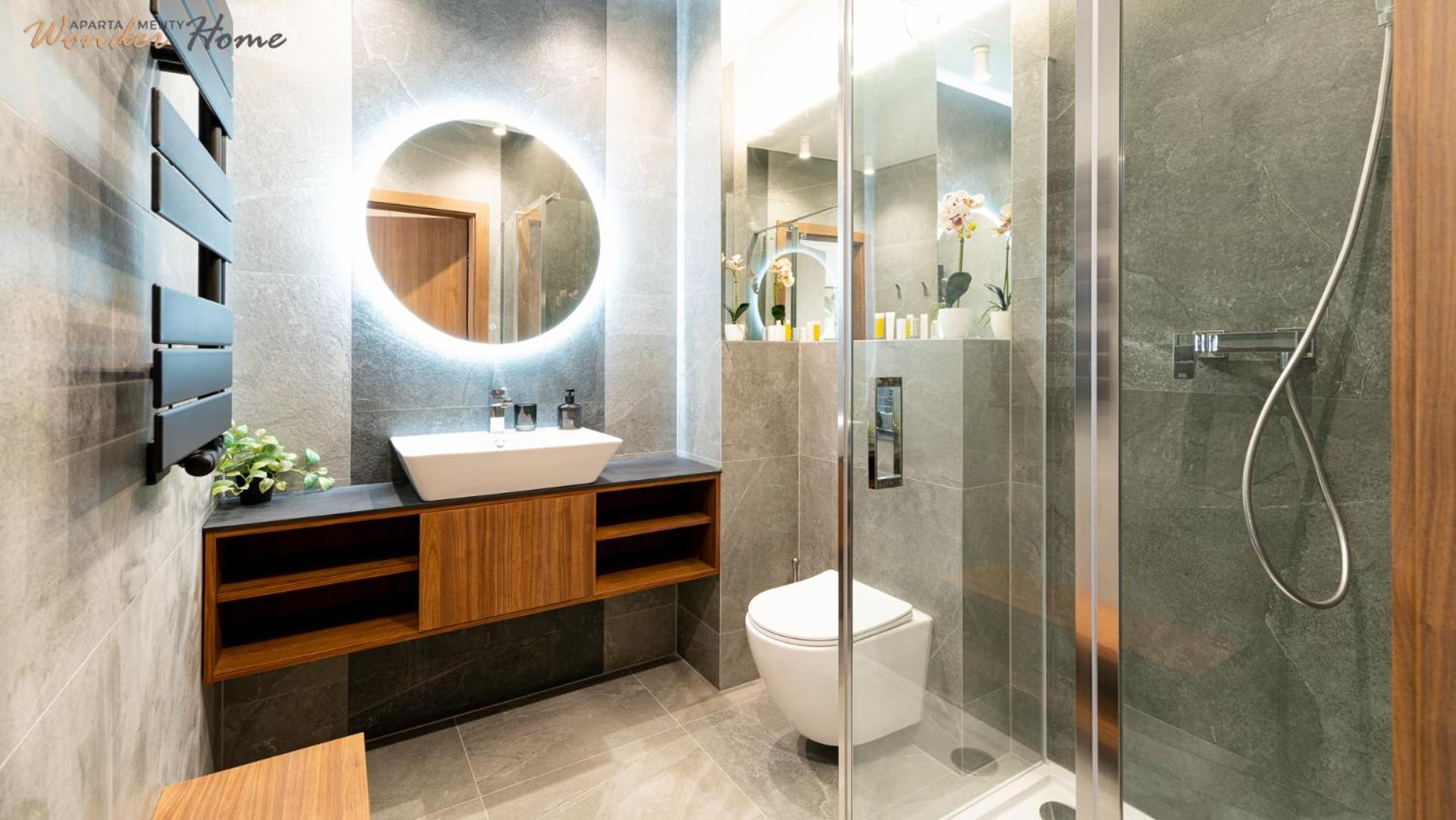 Wonder Home - Apartamenty Hillside tuż przy stoku, sklep, plac zabaw i zewnętrzna siłownia na terenie kompleksu
