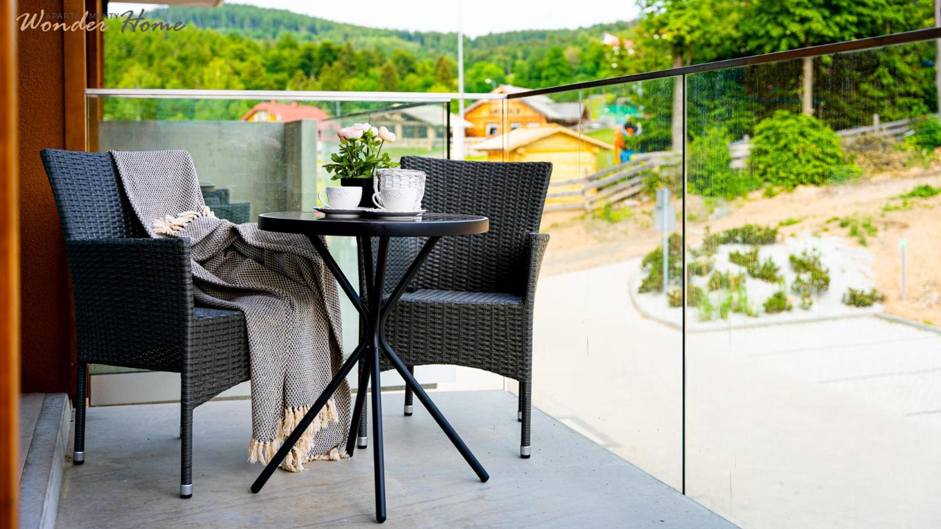 Wonder Home - Apartamenty Hillside tuż przy stoku, sklep, plac zabaw i zewnętrzna siłownia na terenie kompleksu
