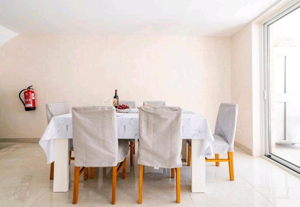 Marina Holiday House