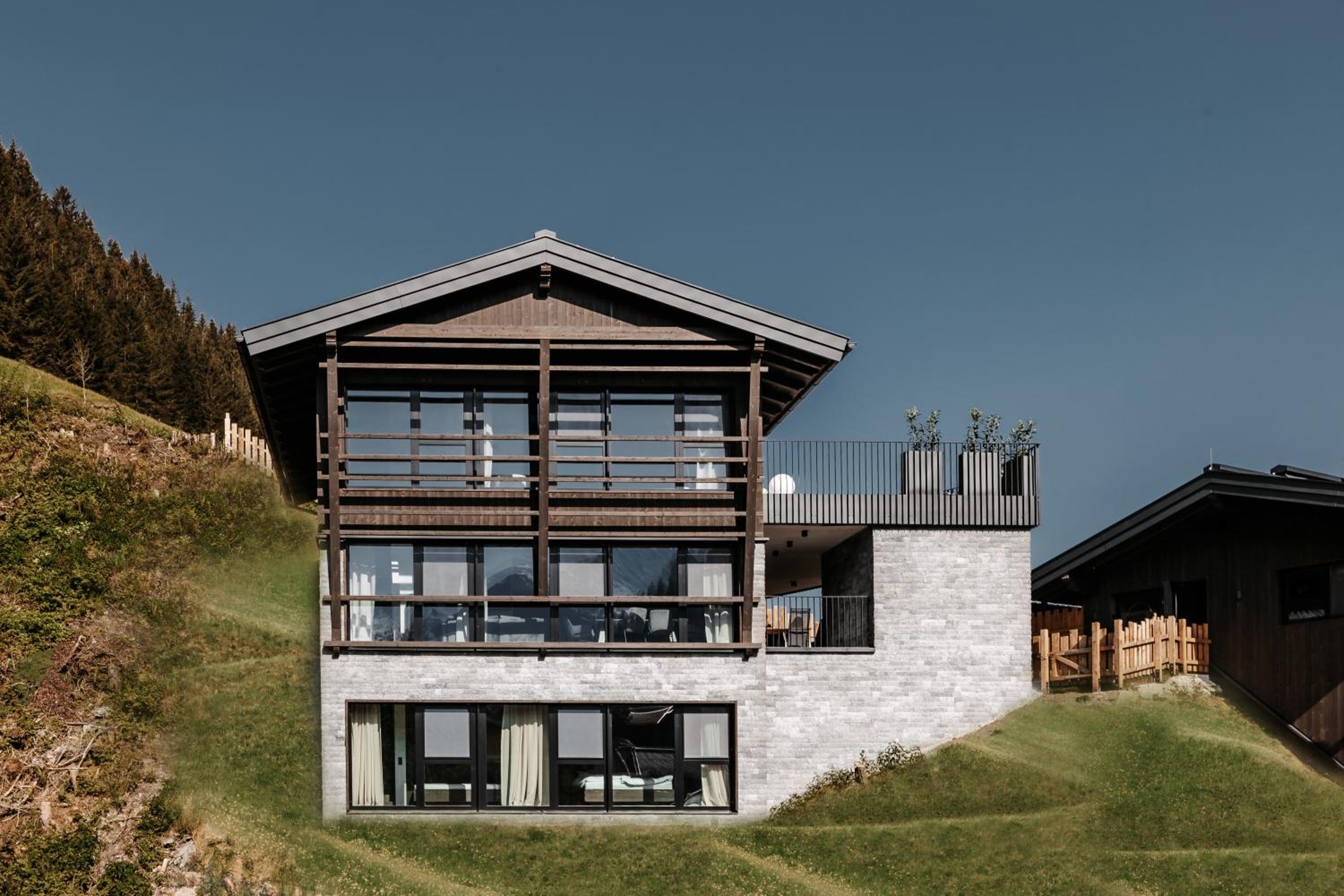 ONKL XONNA Premium Alpin Chalets view 3