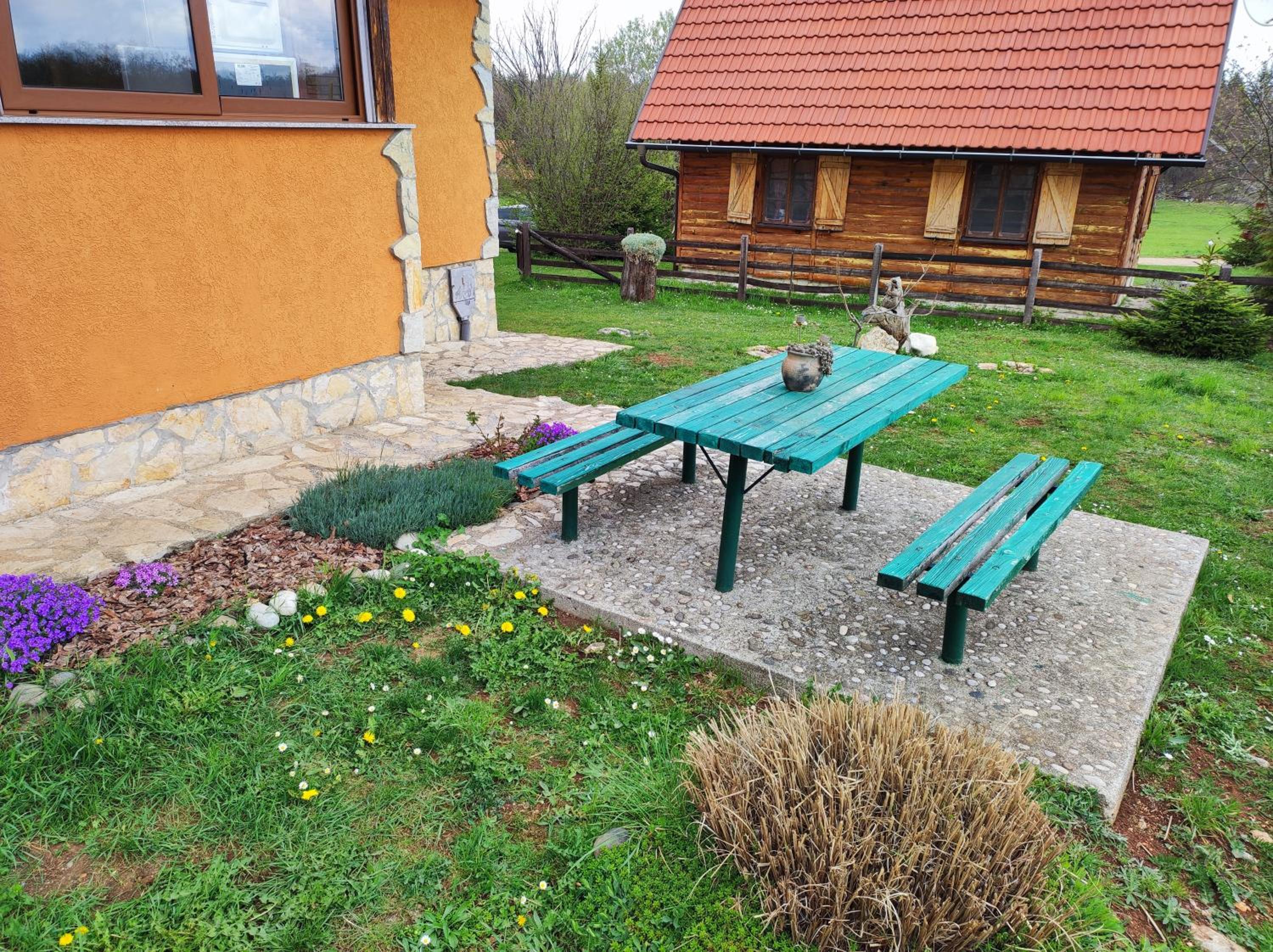 Photo 18