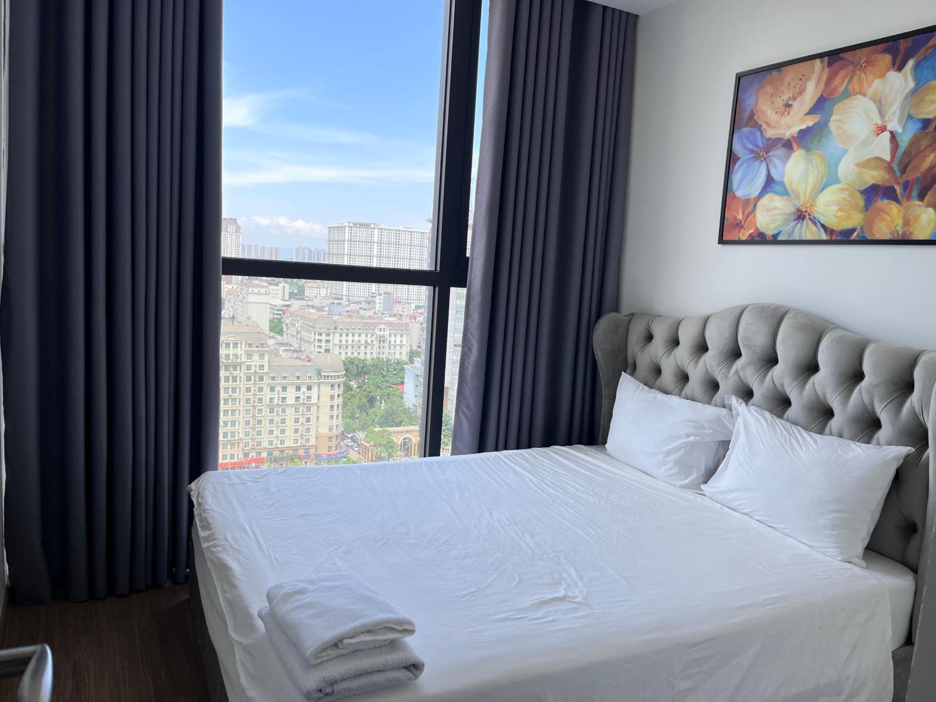Vinhomes Skylake Luxury Apartment 3 Br