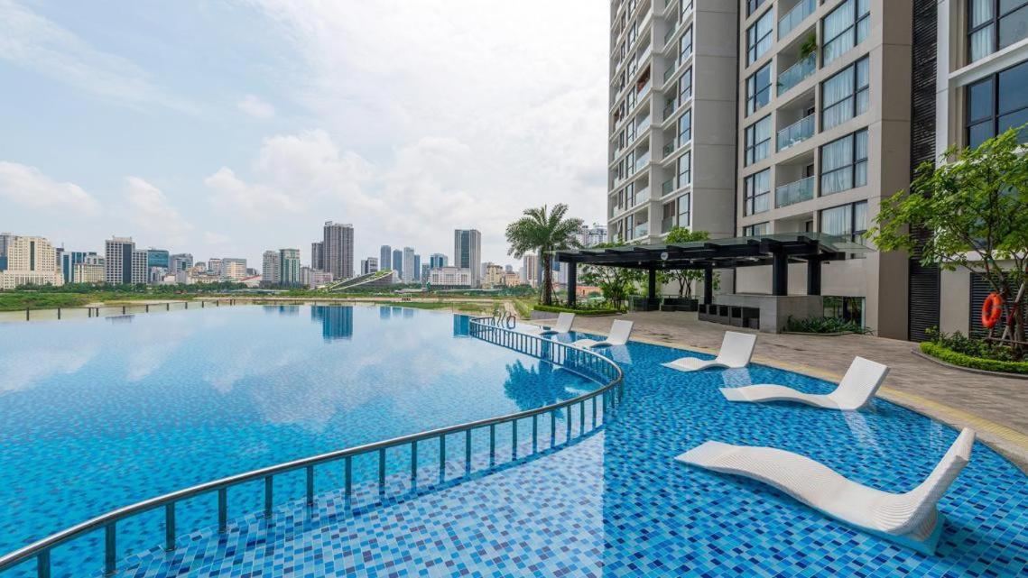 Vinhomes Skylake Luxury Apartment 3 Br