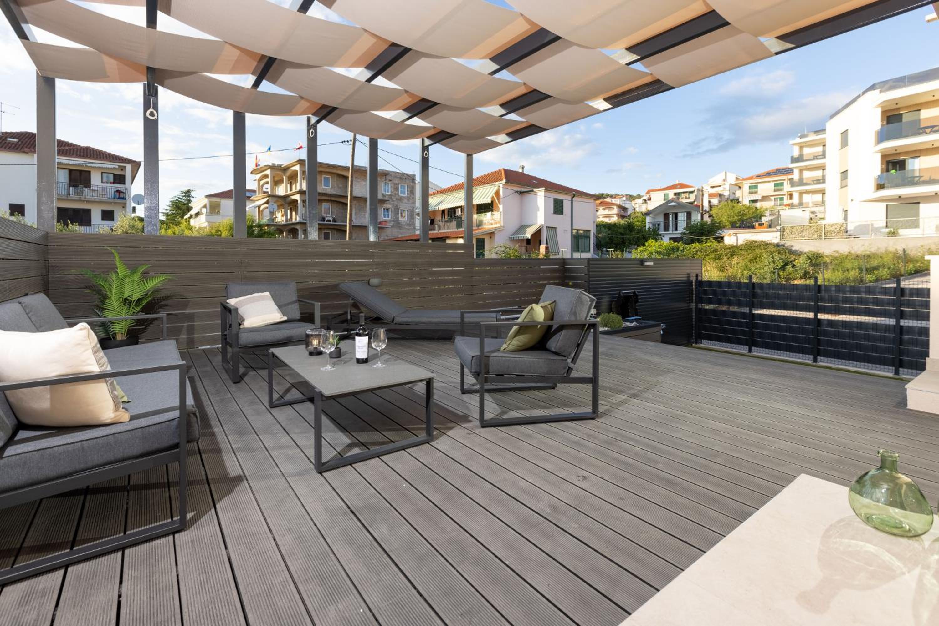 Apartments Ocrux