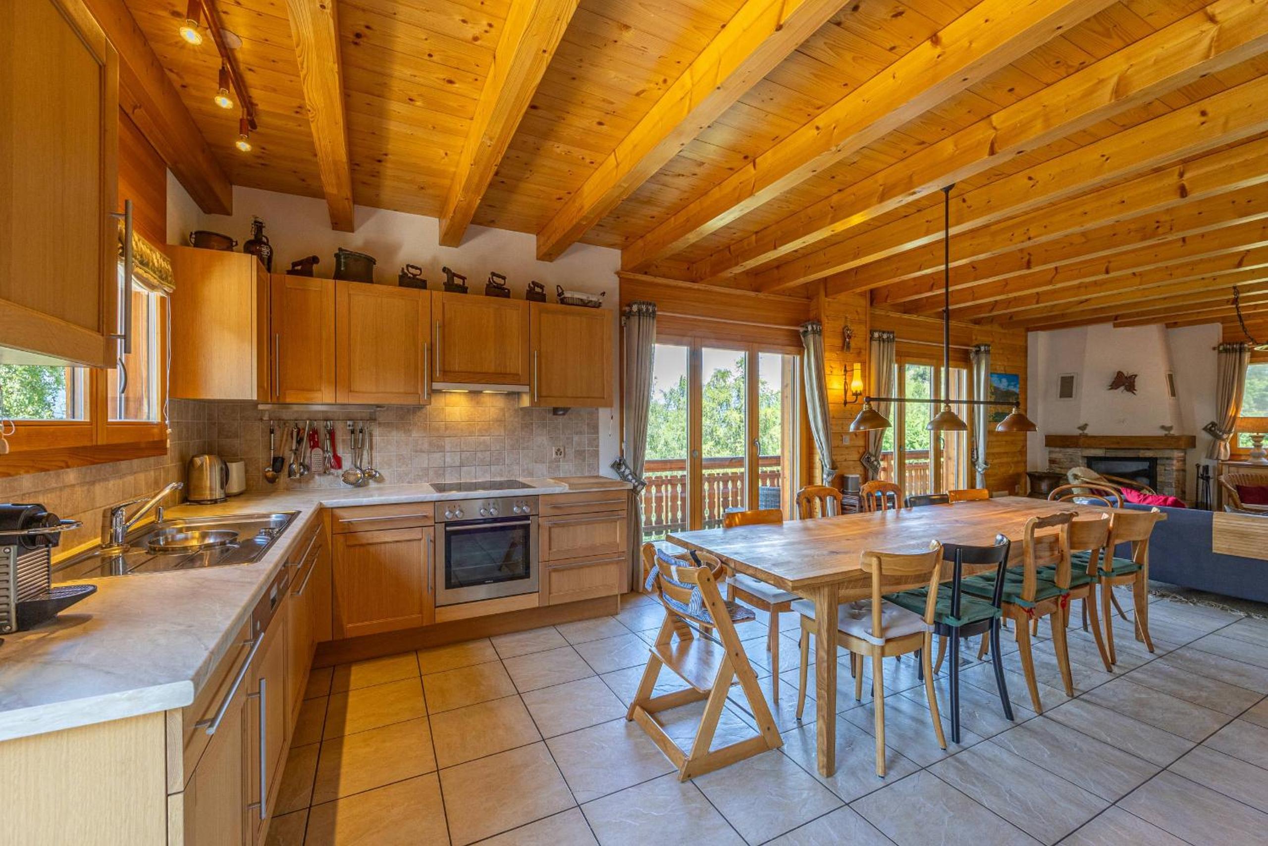 Chalet Le Papillon - Calm, sunny, spacious view 2