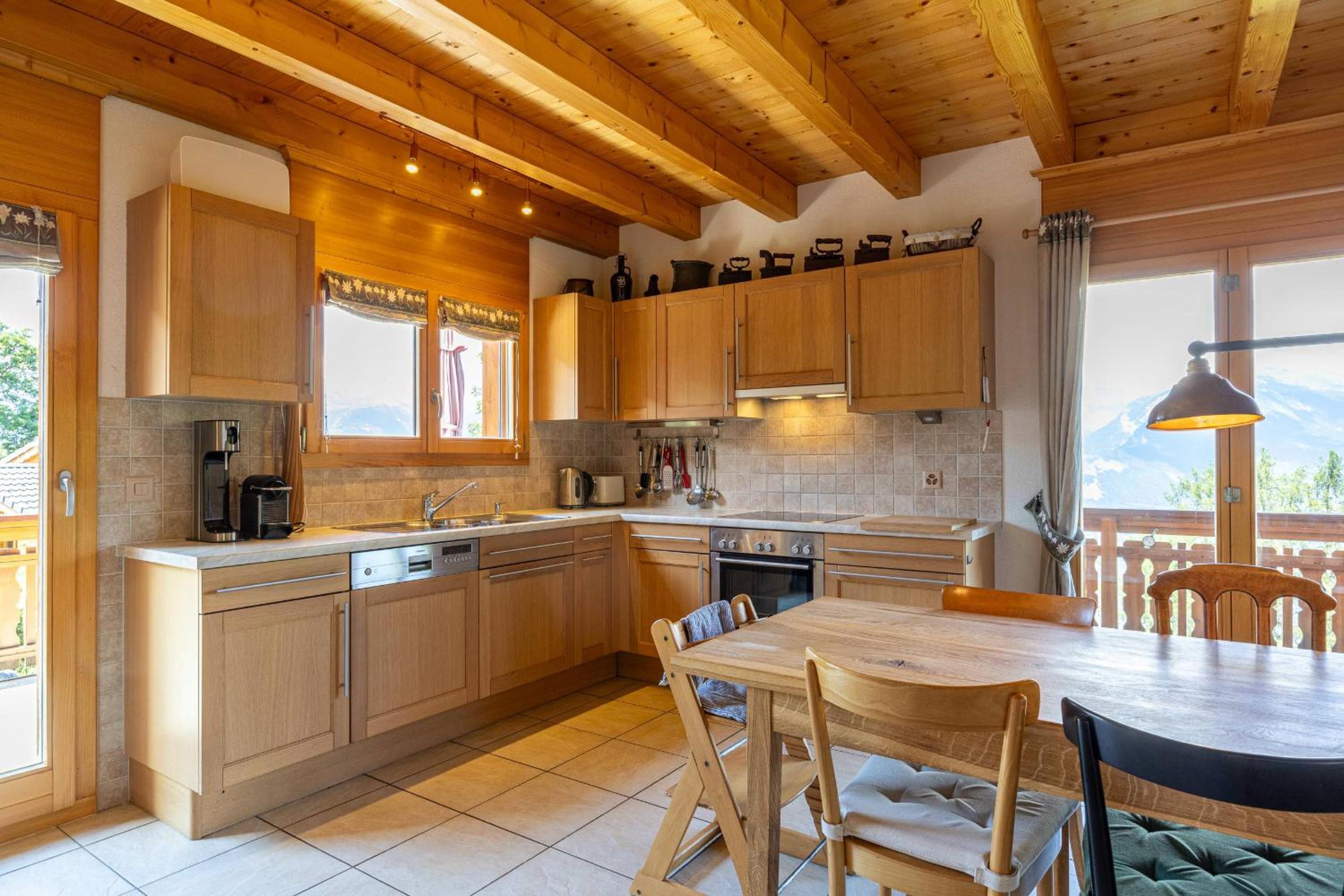 Chalet Le Papillon - Calm, sunny, spacious view 3