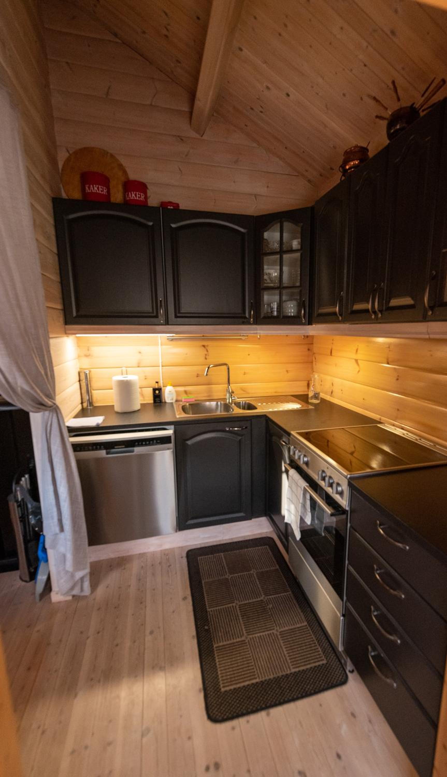 Cabin near the lake view 5