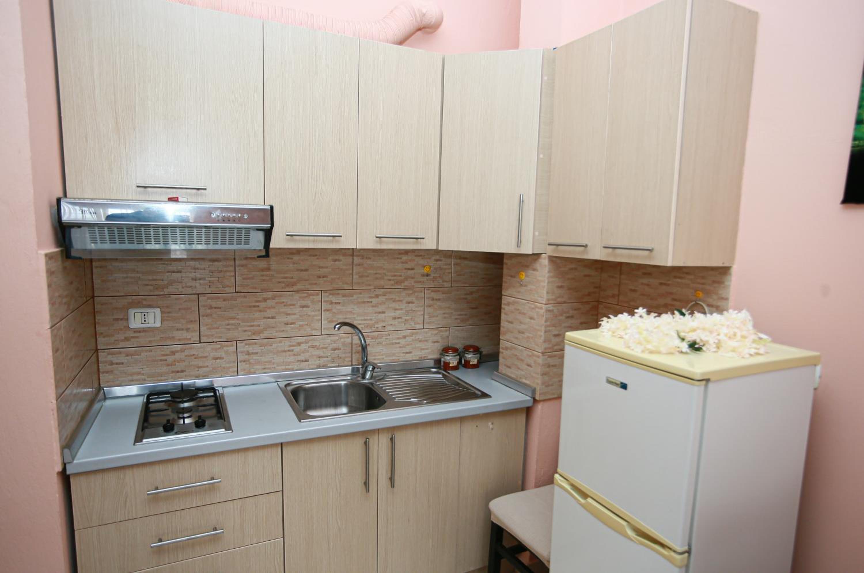 Helia's Apartments Shkembi Kavajes
