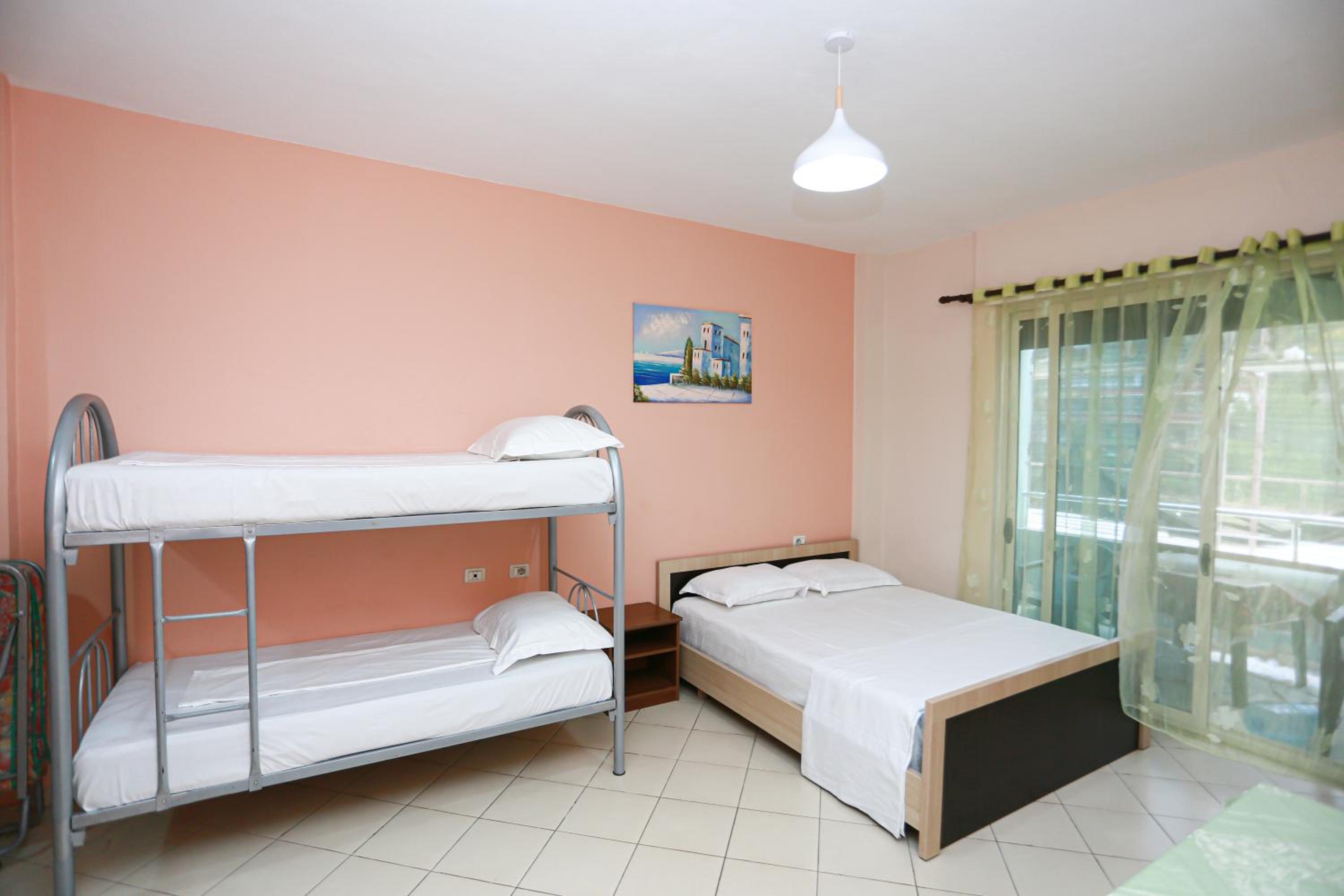 Helia's Apartments Shkembi Kavajes