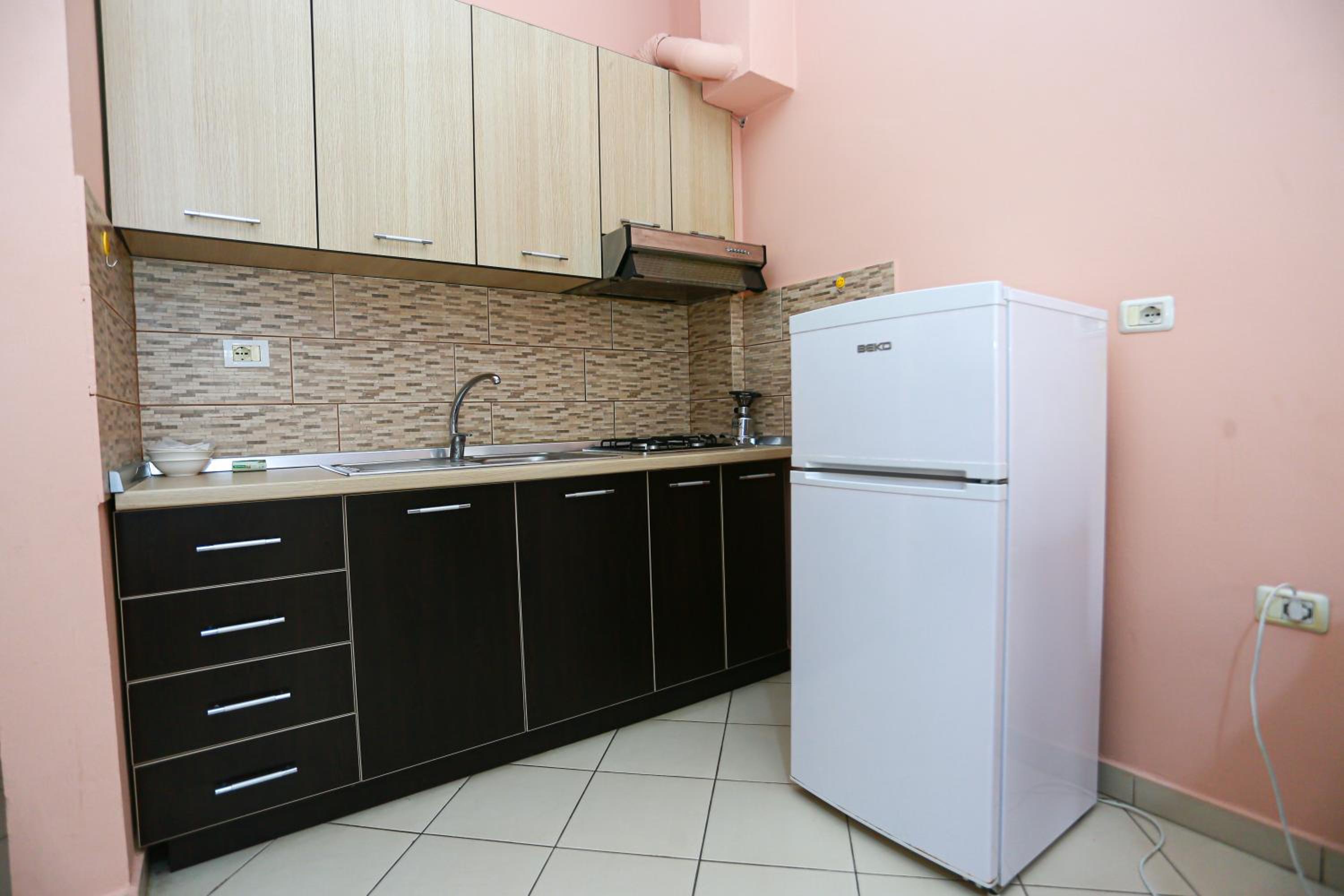 Helia's Apartments Shkembi Kavajes