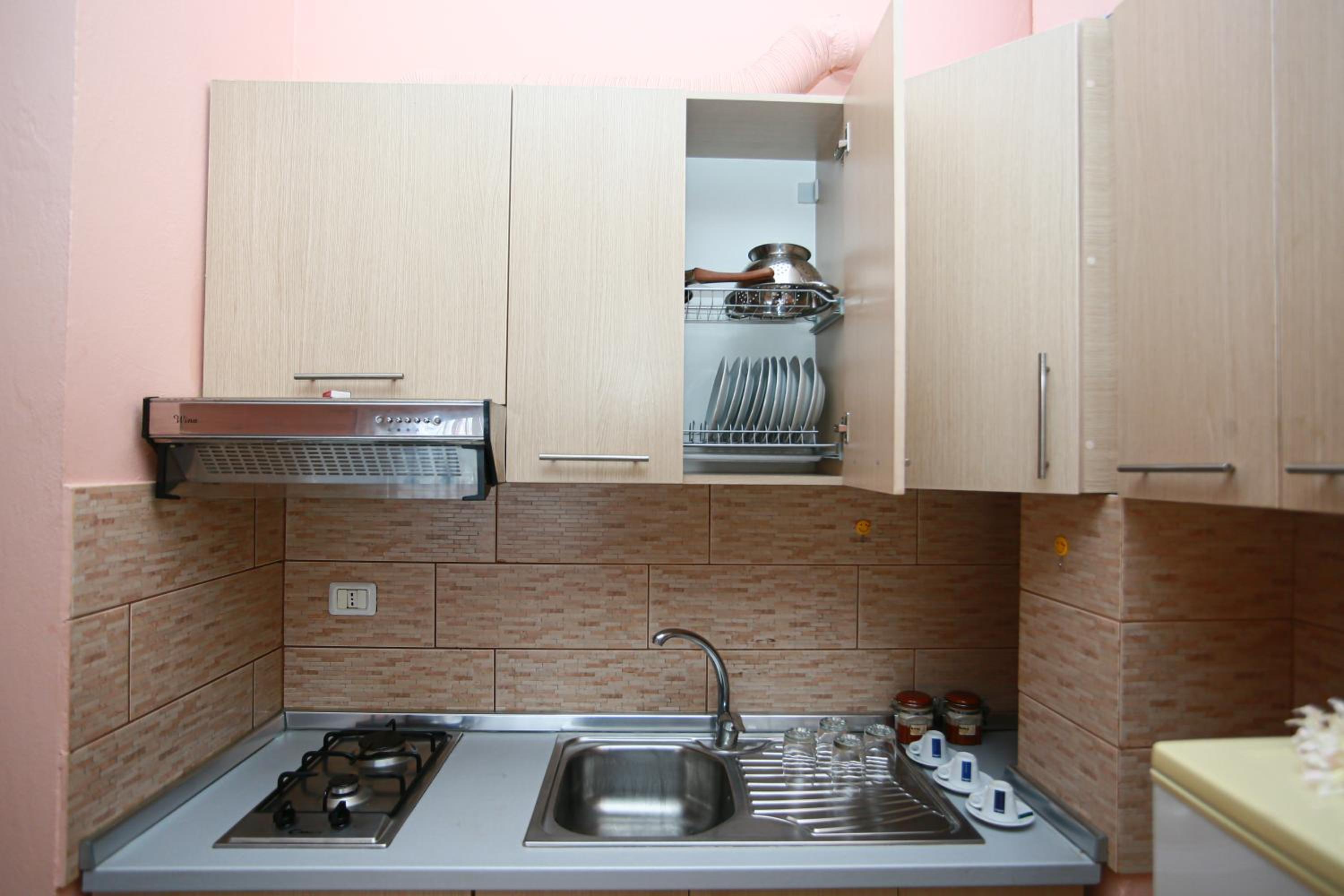 Helia's Apartments Shkembi Kavajes
