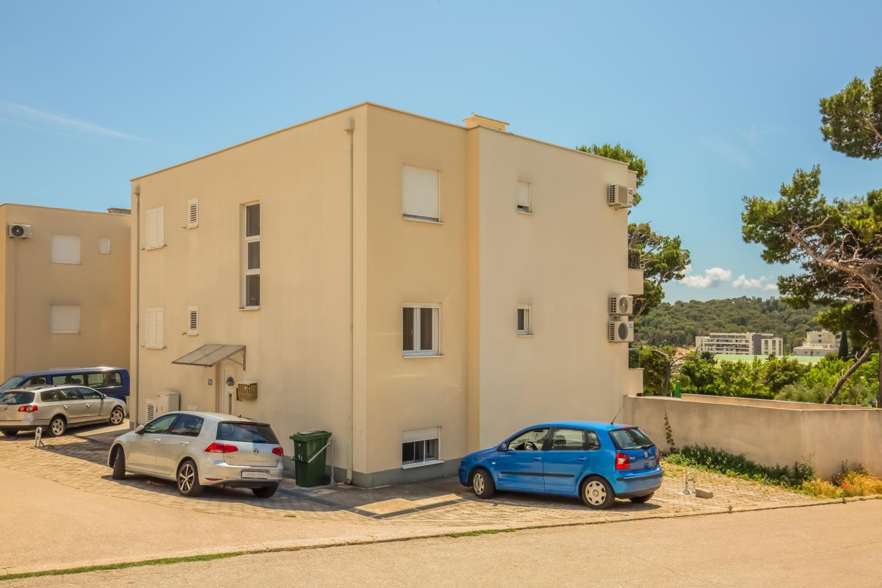 Indigo Apartment