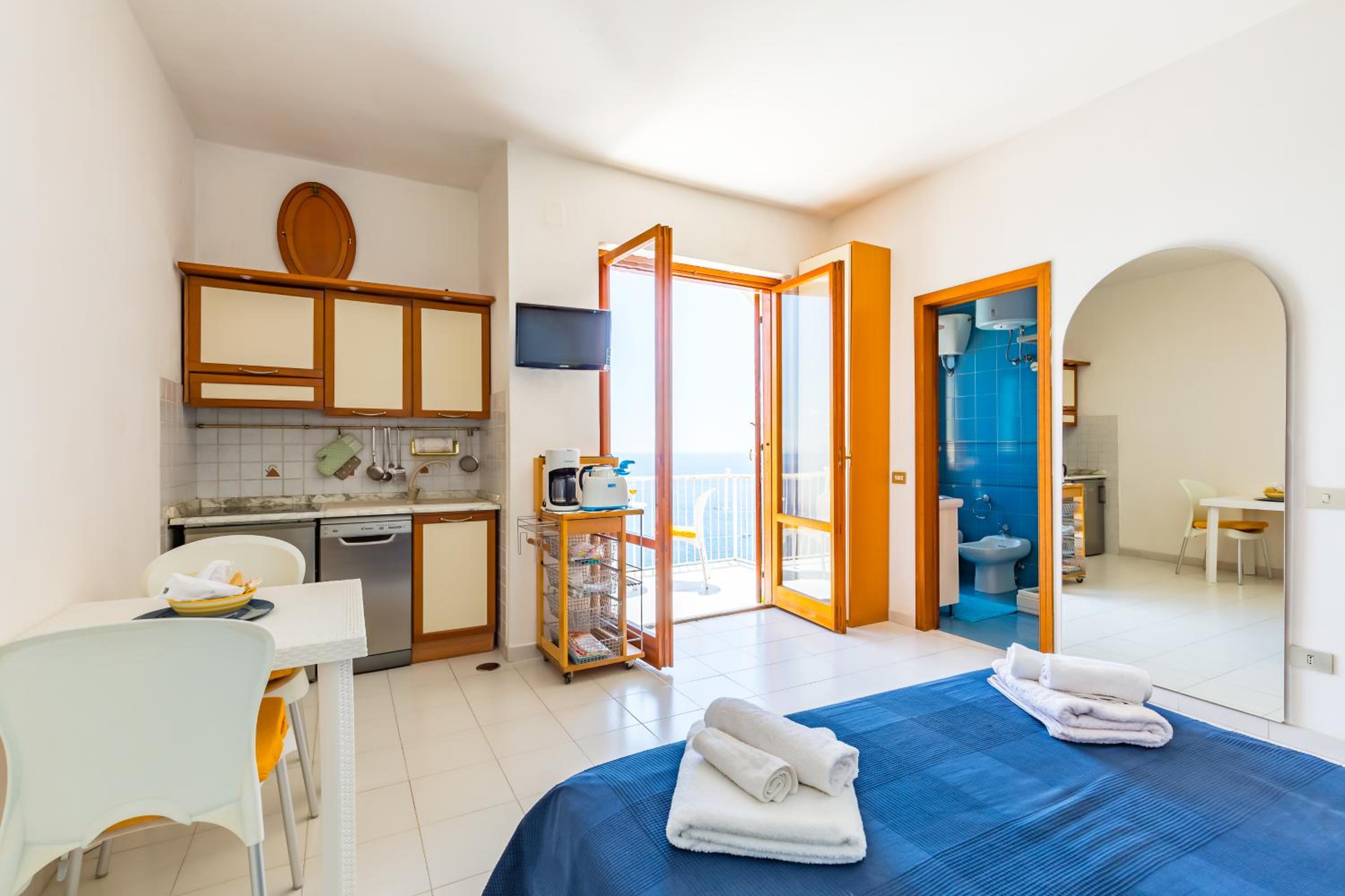 Blue Residence photo 5