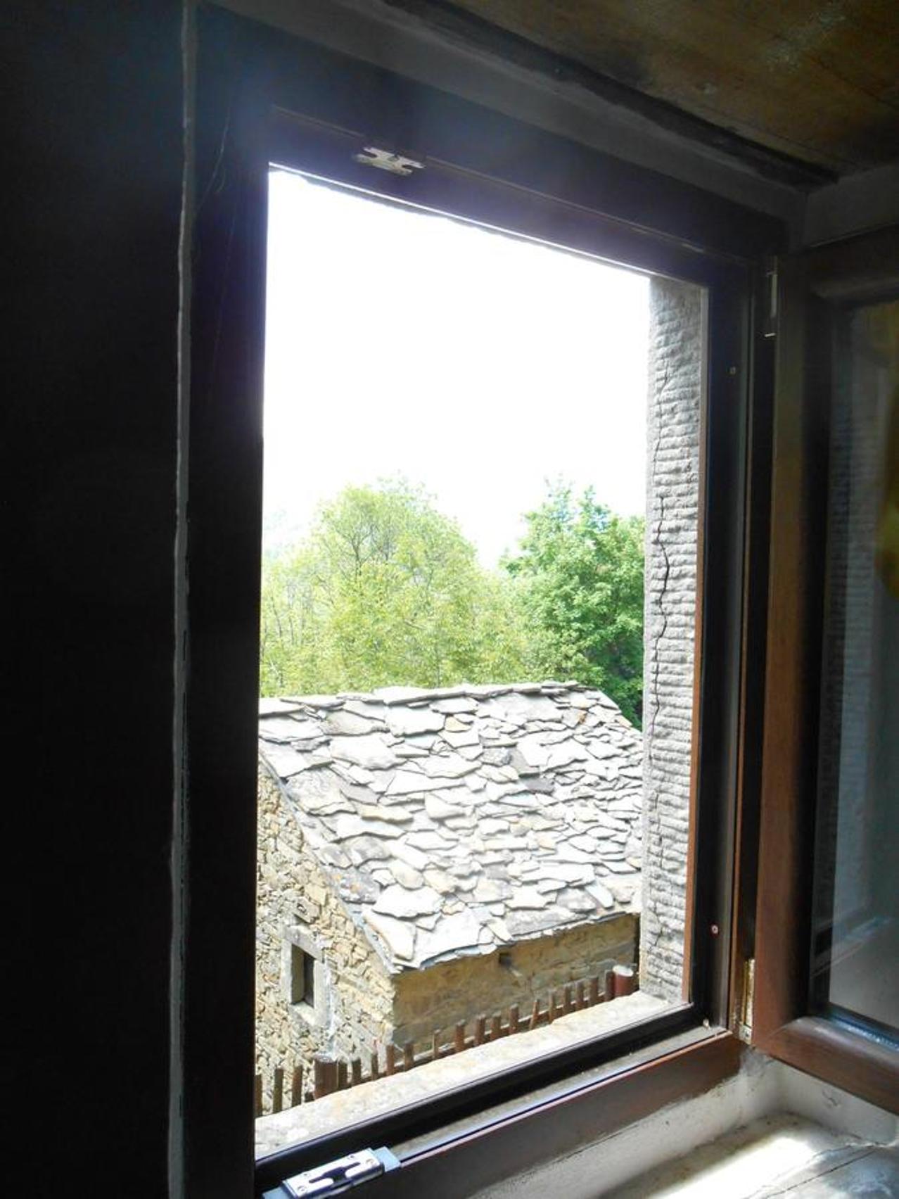 Photo 33