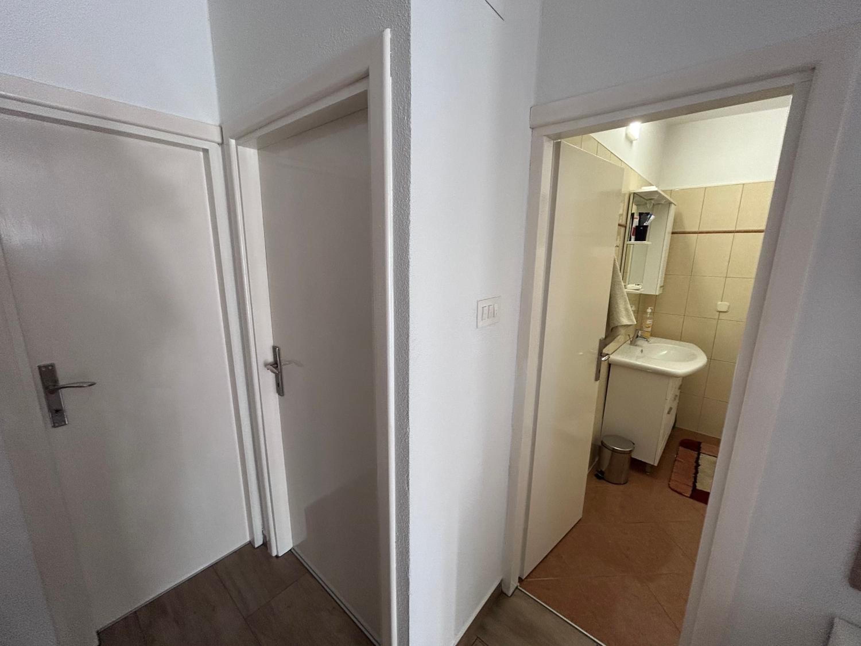 Photo 34