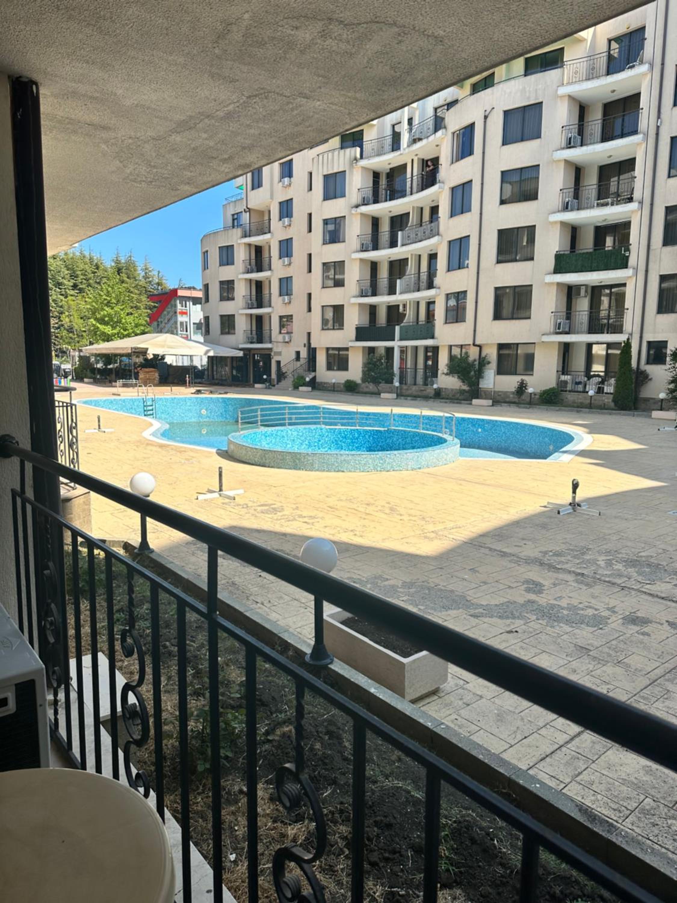 AVALON, Apartment C102