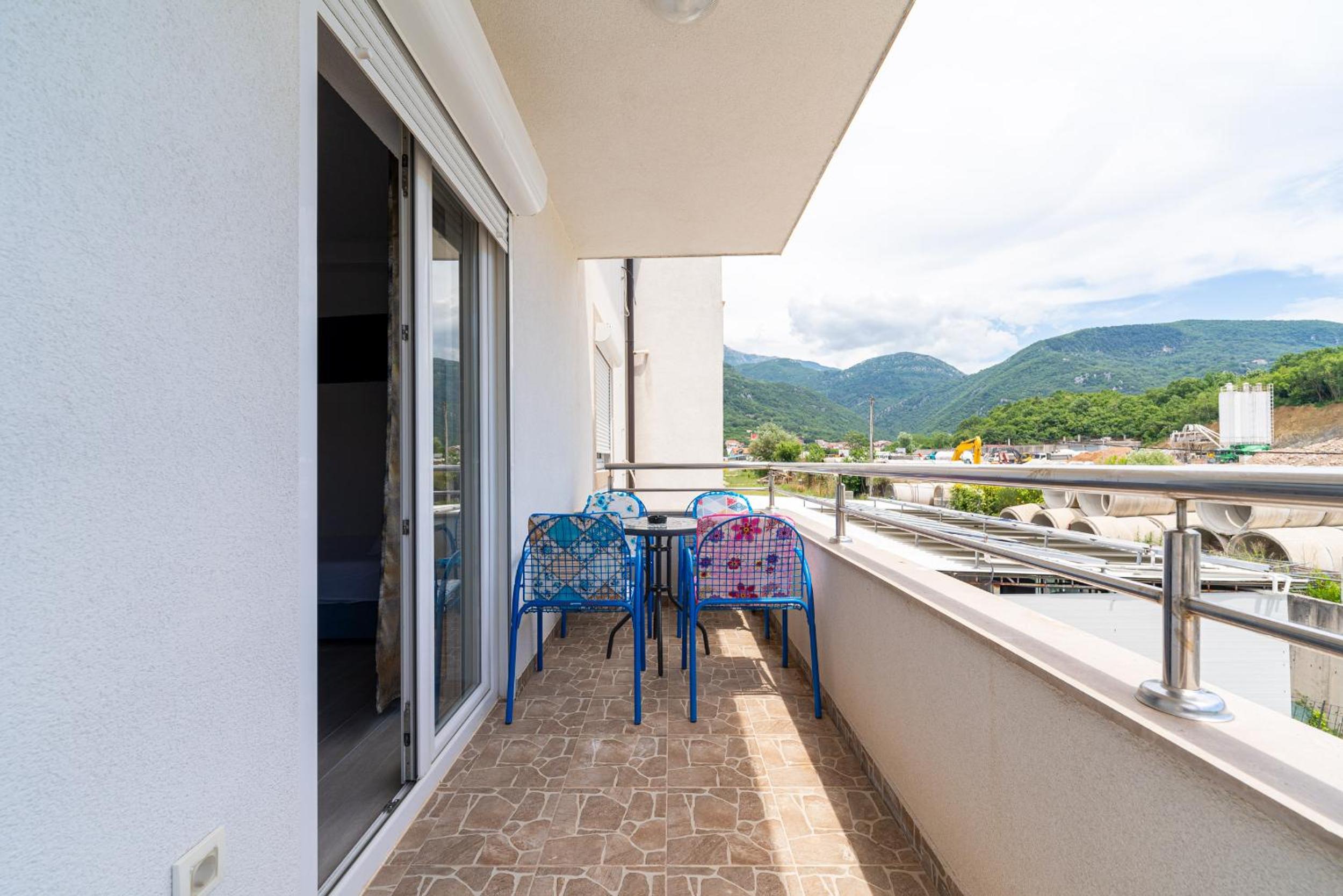 MAS Apartments