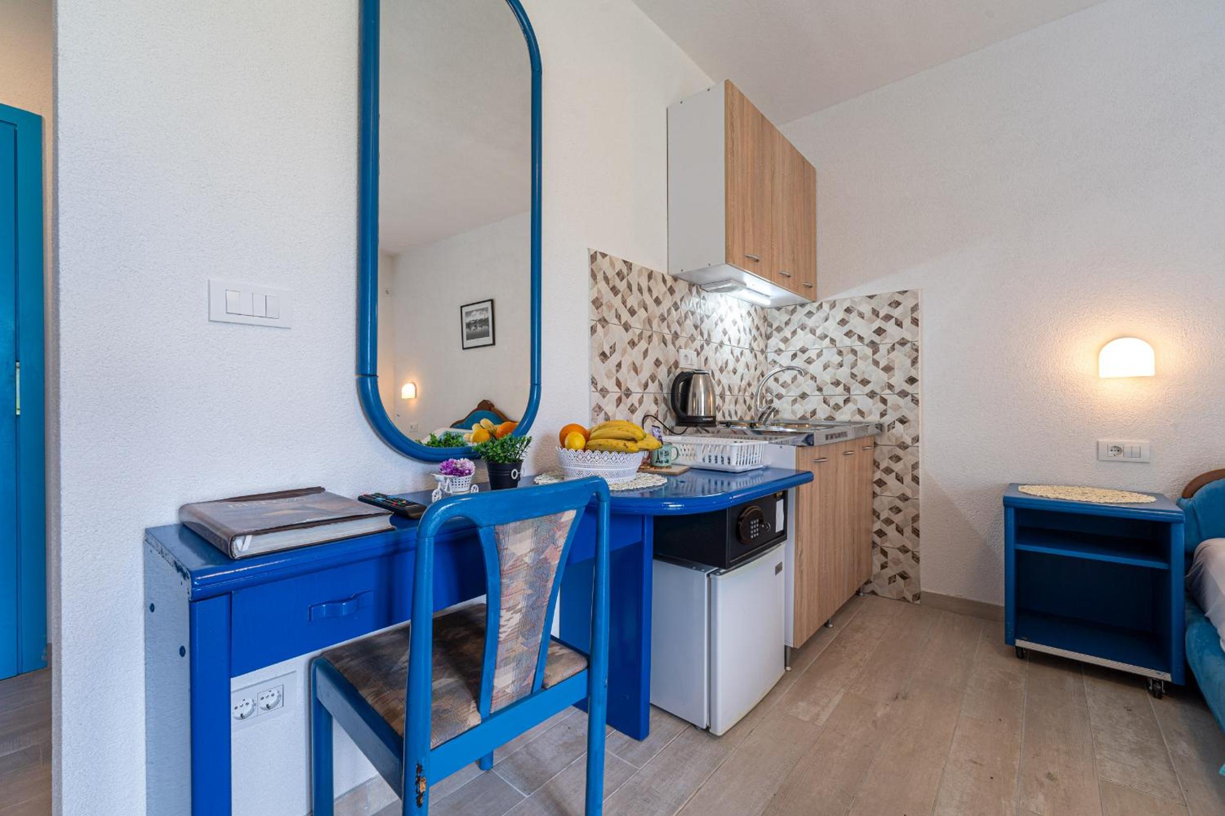 MAS Apartments