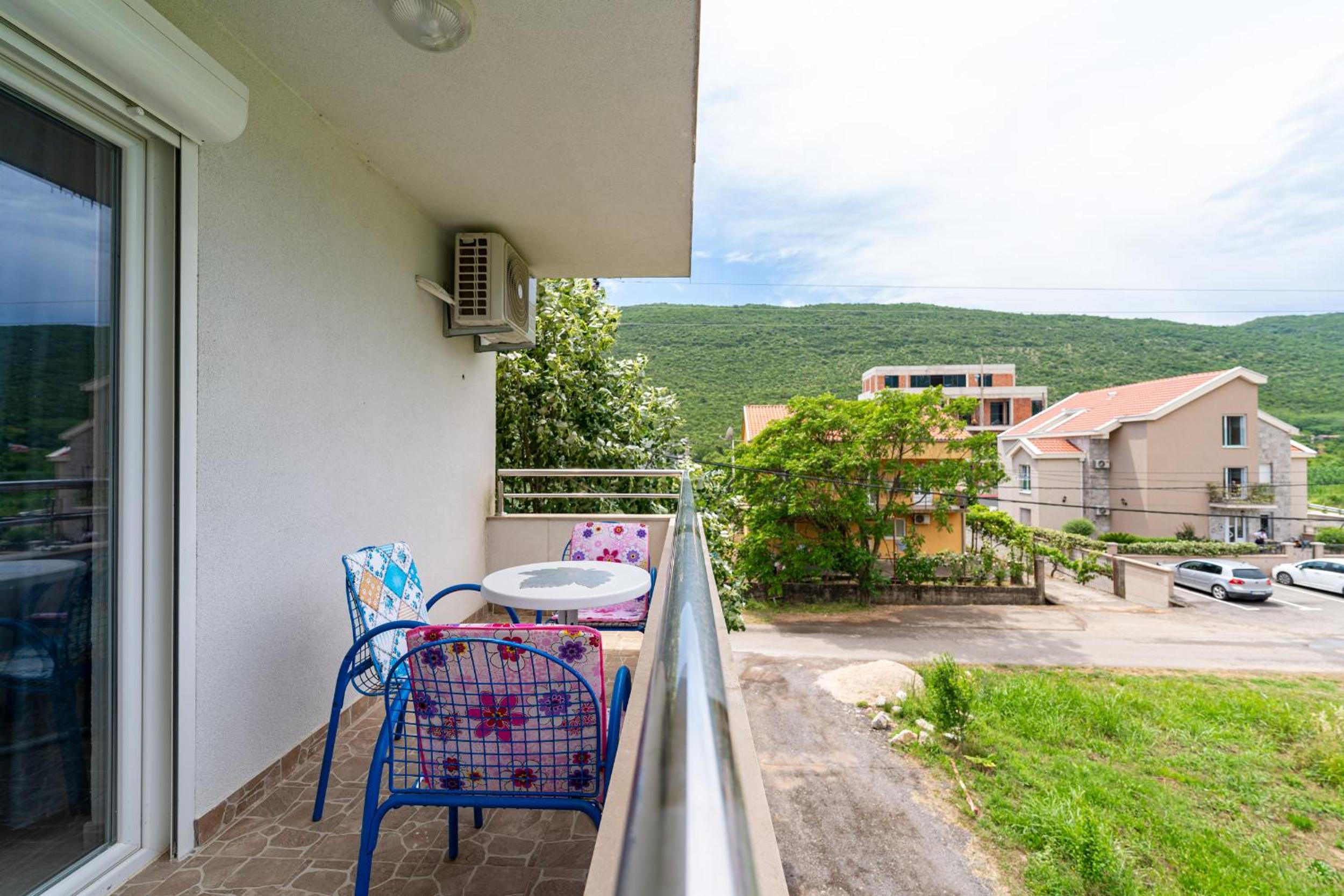 MAS Apartments