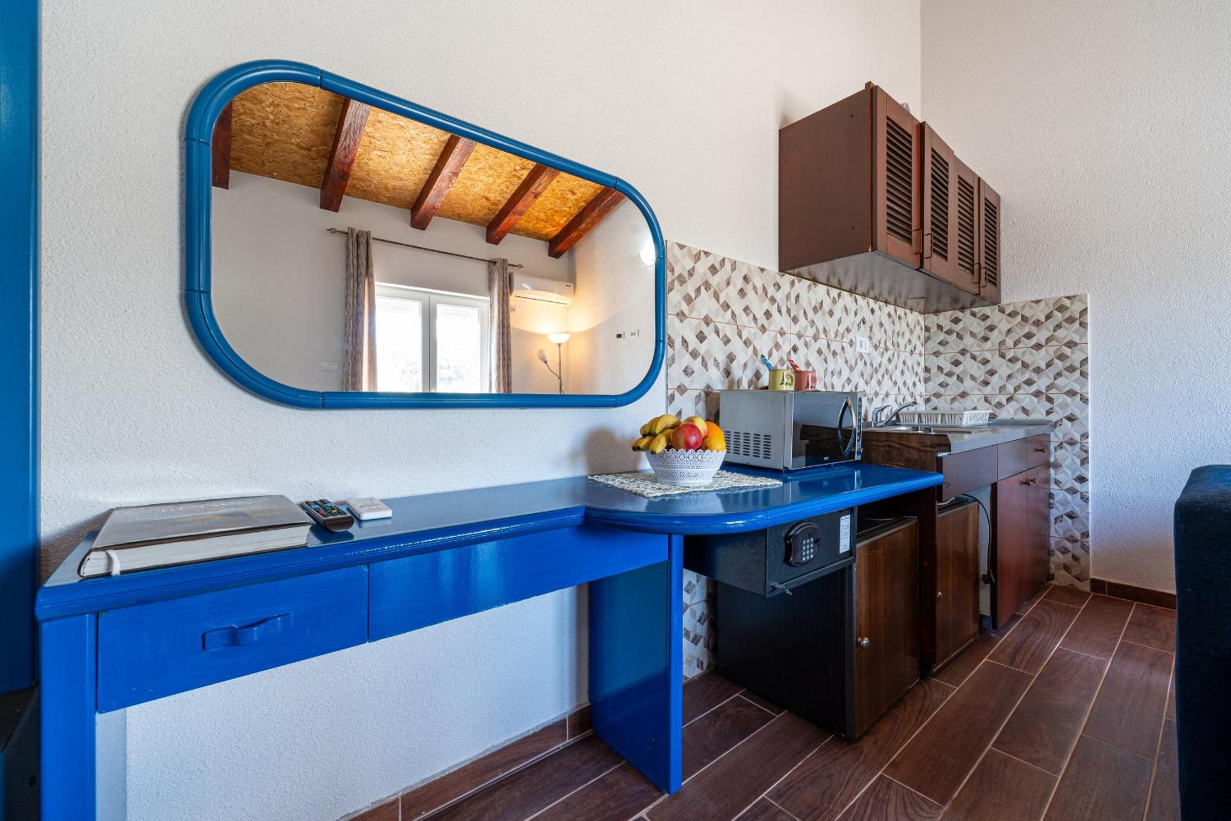 MAS Apartments