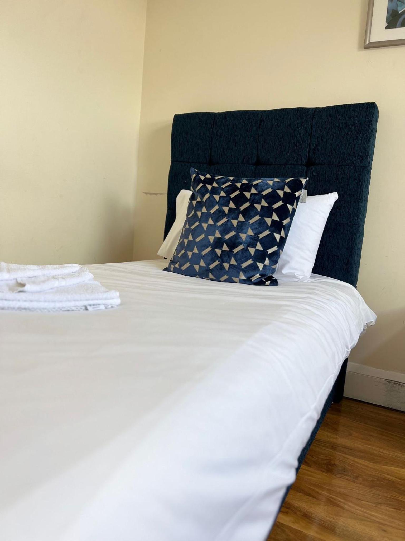 RC Airport Rooms