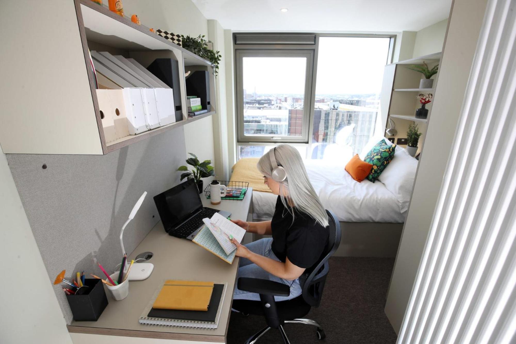 For Students Only Ensuite Bedrooms with Shared Kitchen at LIV Student in Belfast