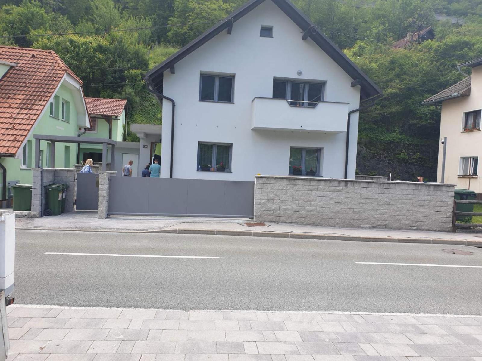 Apartma Sava-Stol view 2