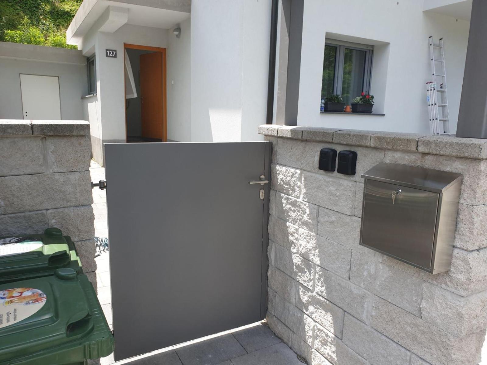 Apartma Sava-Stol view 3