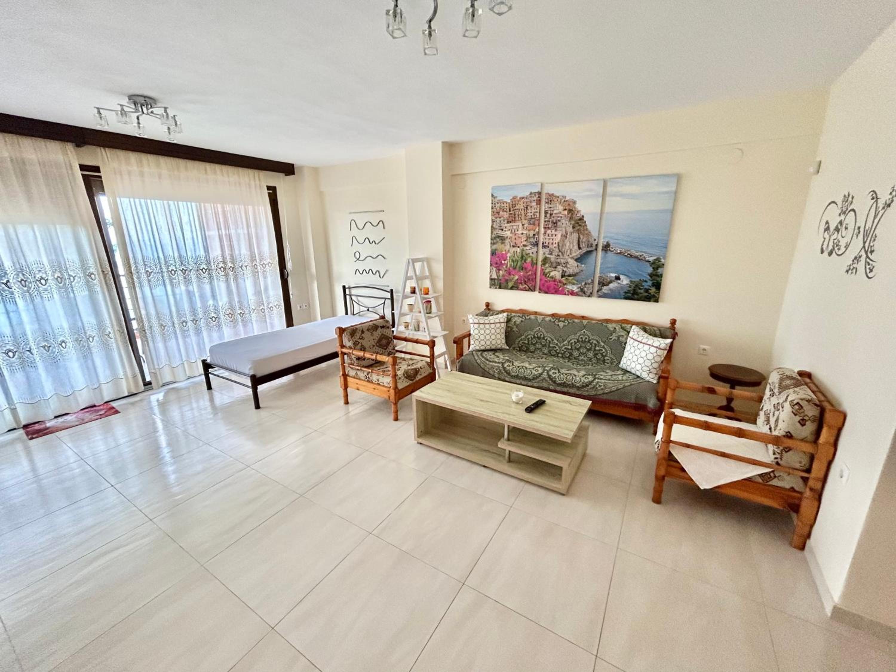 Alba Mare Kallithea