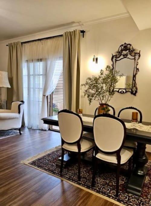 NOVI's Luxury Apartment 2