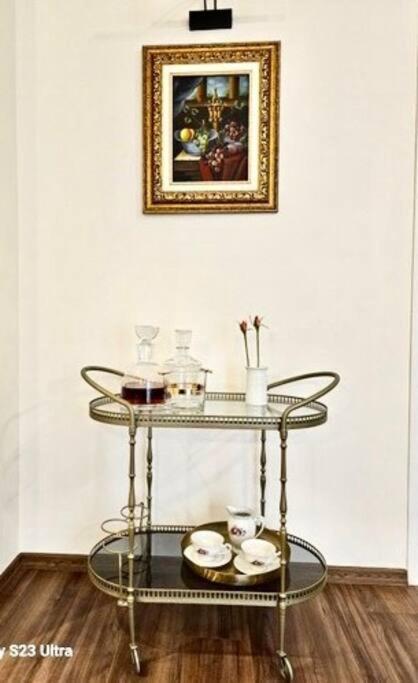 NOVI's Luxury Apartment 2