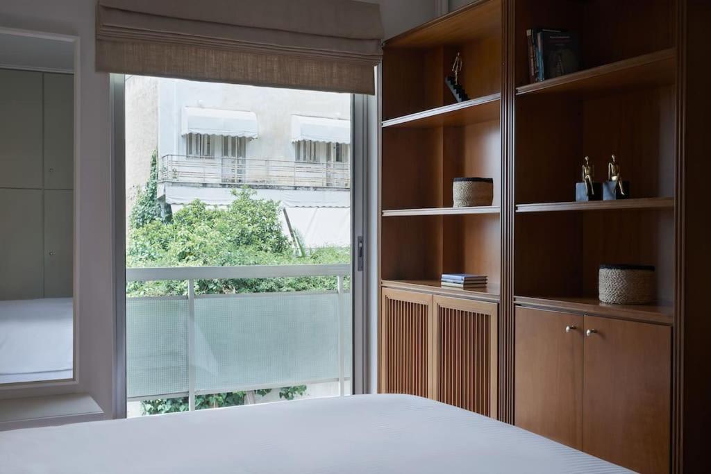 Chic designer home next - Hilton photo 3