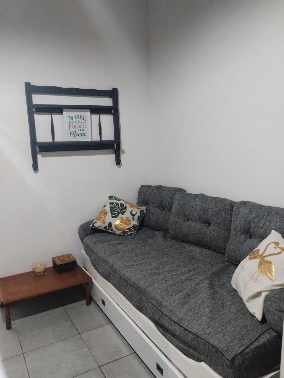 Alquilo depto 1 dorm en Zárate