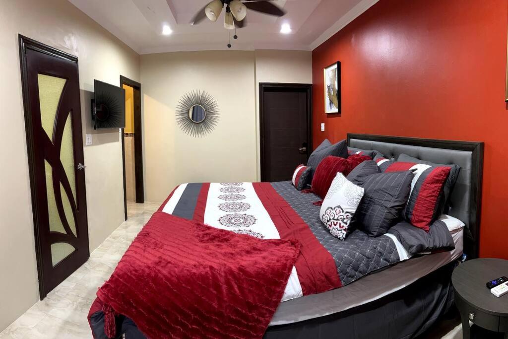 Spacious 4-Bedroom Home - Family/Group Oriented view 2