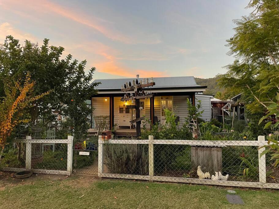 Entire Boutique Home - The Rustic Cottage - Canungra