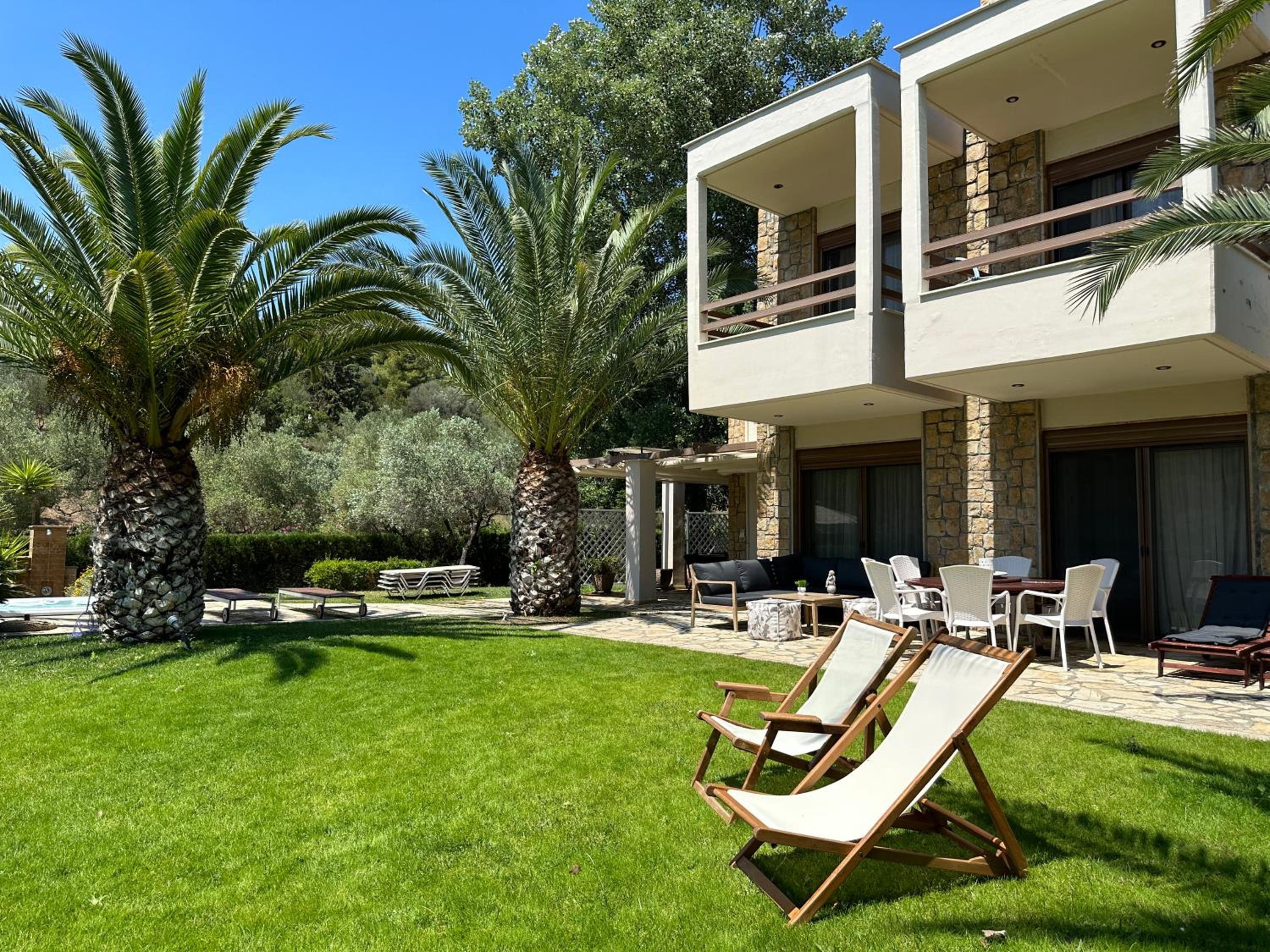 Escape to Paradise - Experience Luxury and Serenity at Villa Elina in Sithonia view 5