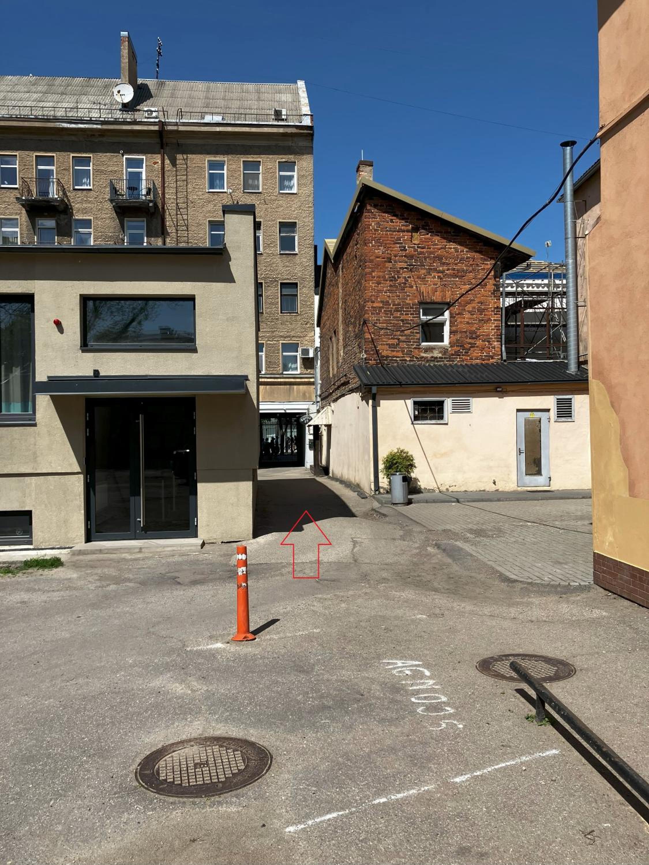 Photo 18