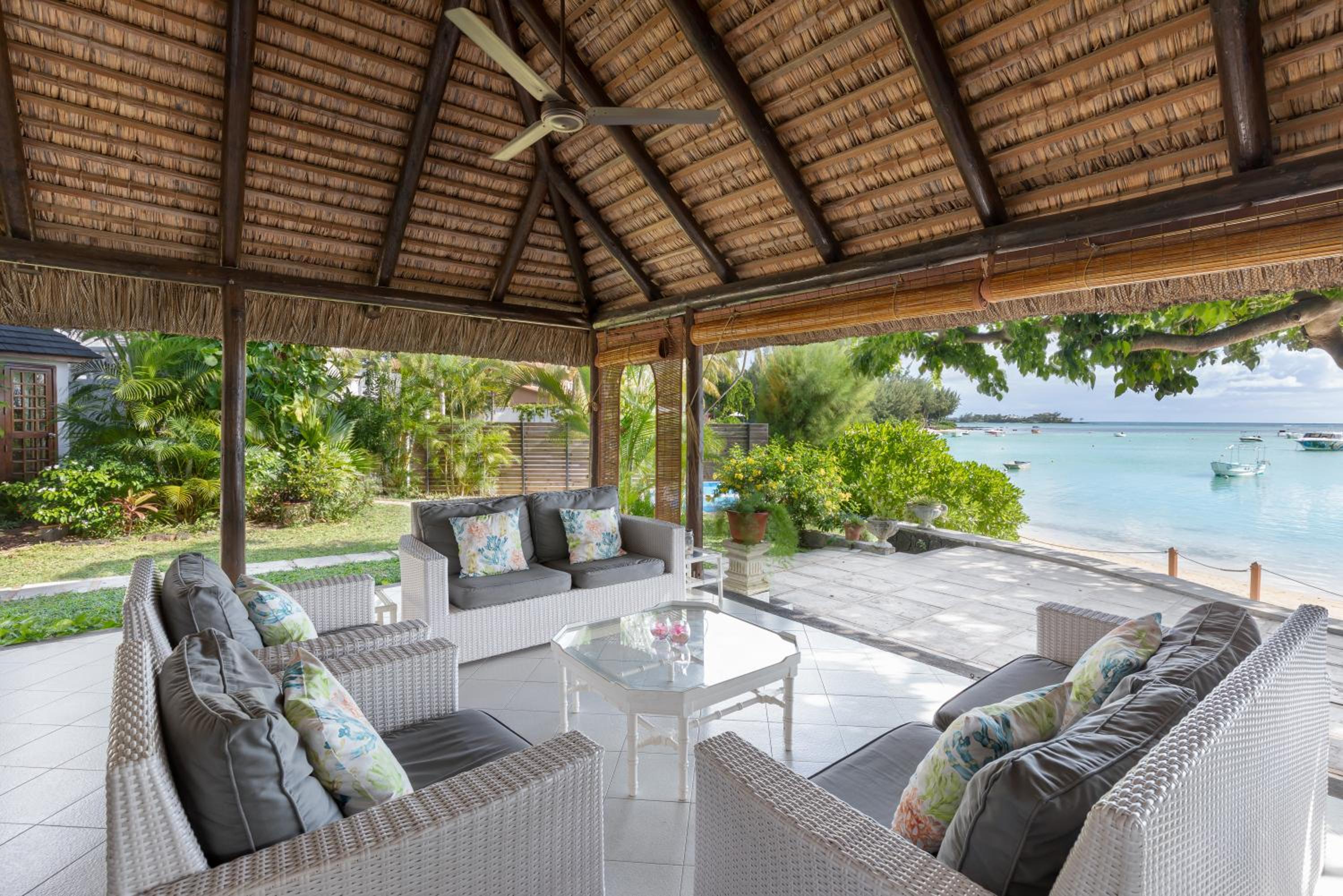 Samya, a luxurious beachfront villa view 4