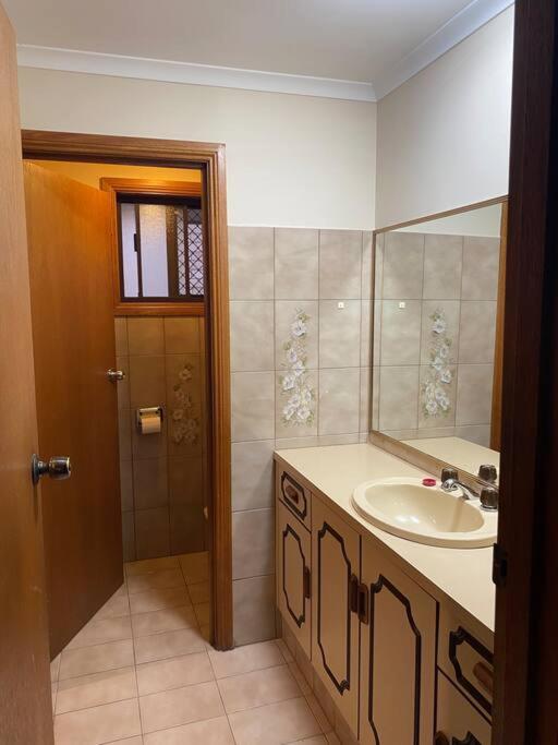 Comfortable Home in Camden Park